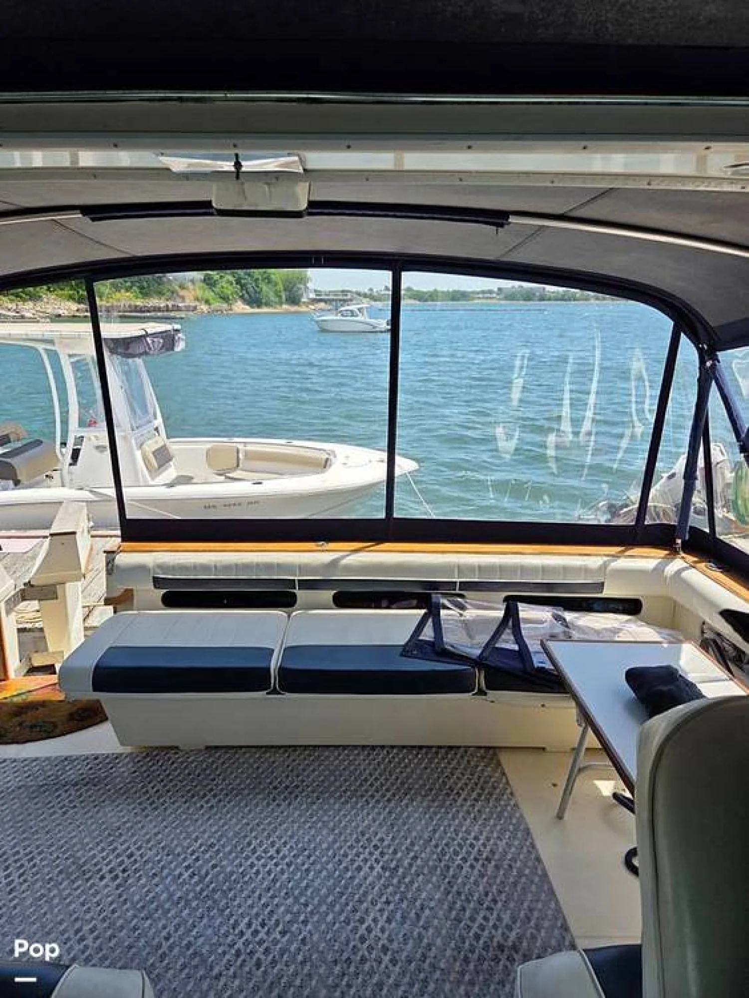 1987 Sea Ray 390 EC - Image 5