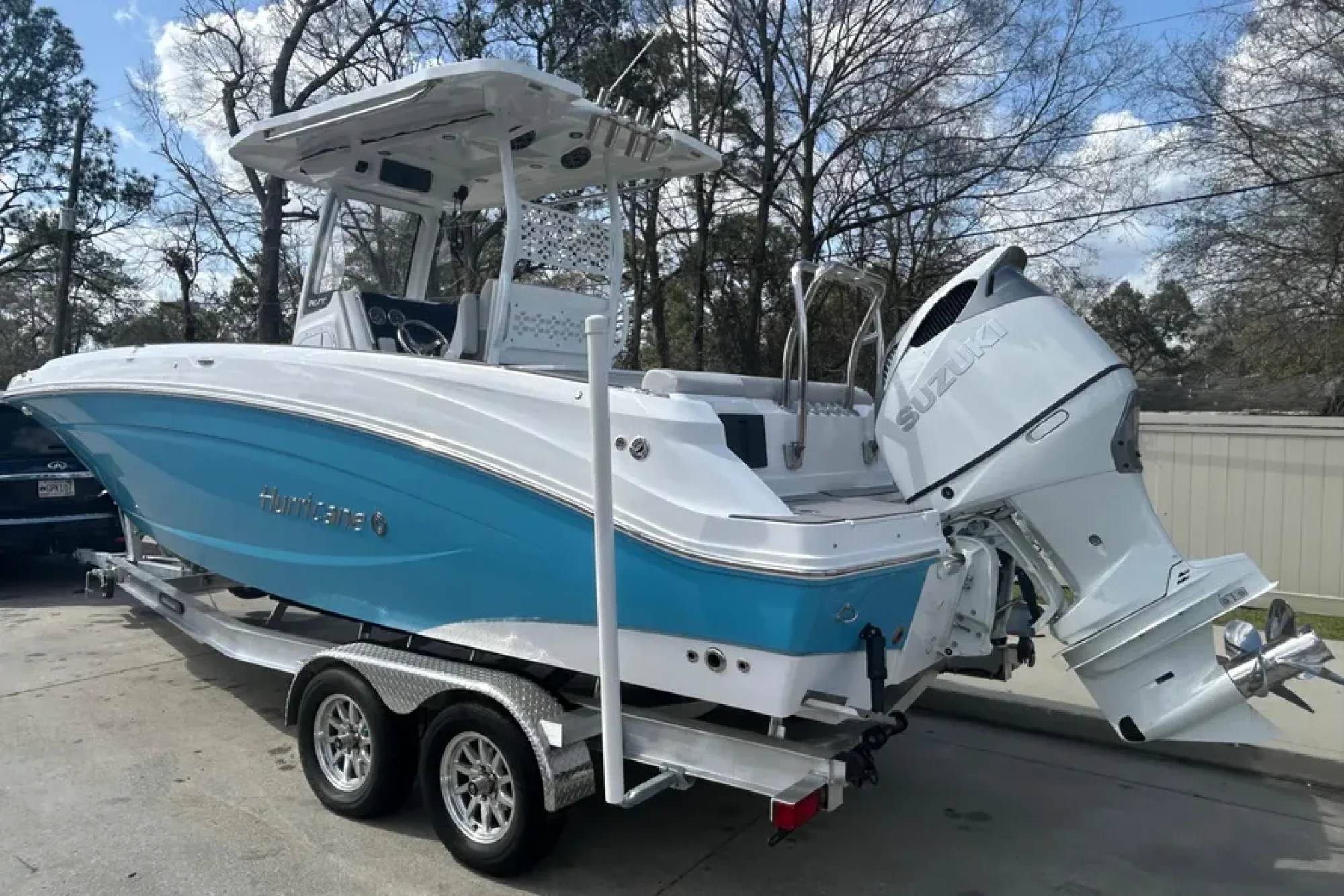 2025 Hurricane 24 Center Console OB - Image 2