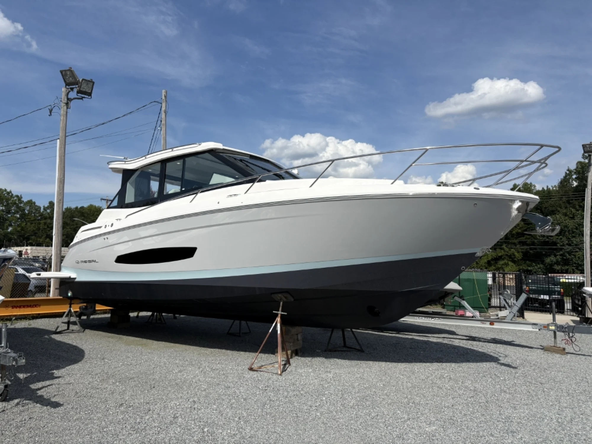 2025 Regal 36 Grande Coupe - Image 5