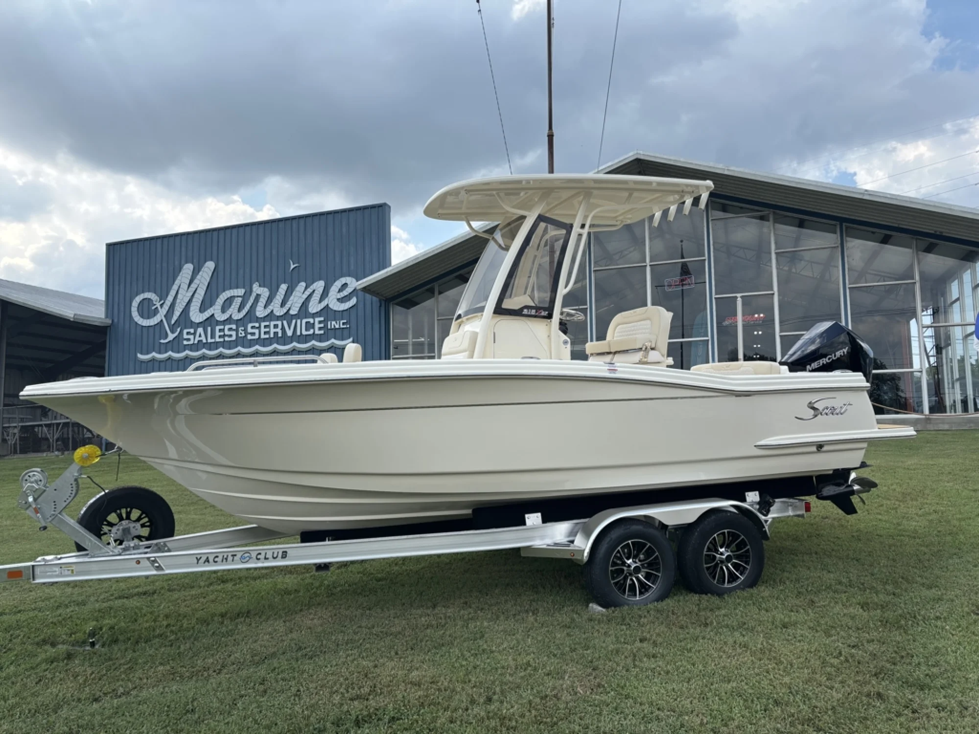 2026 Scout Boat Company 215 XSF - Image 2