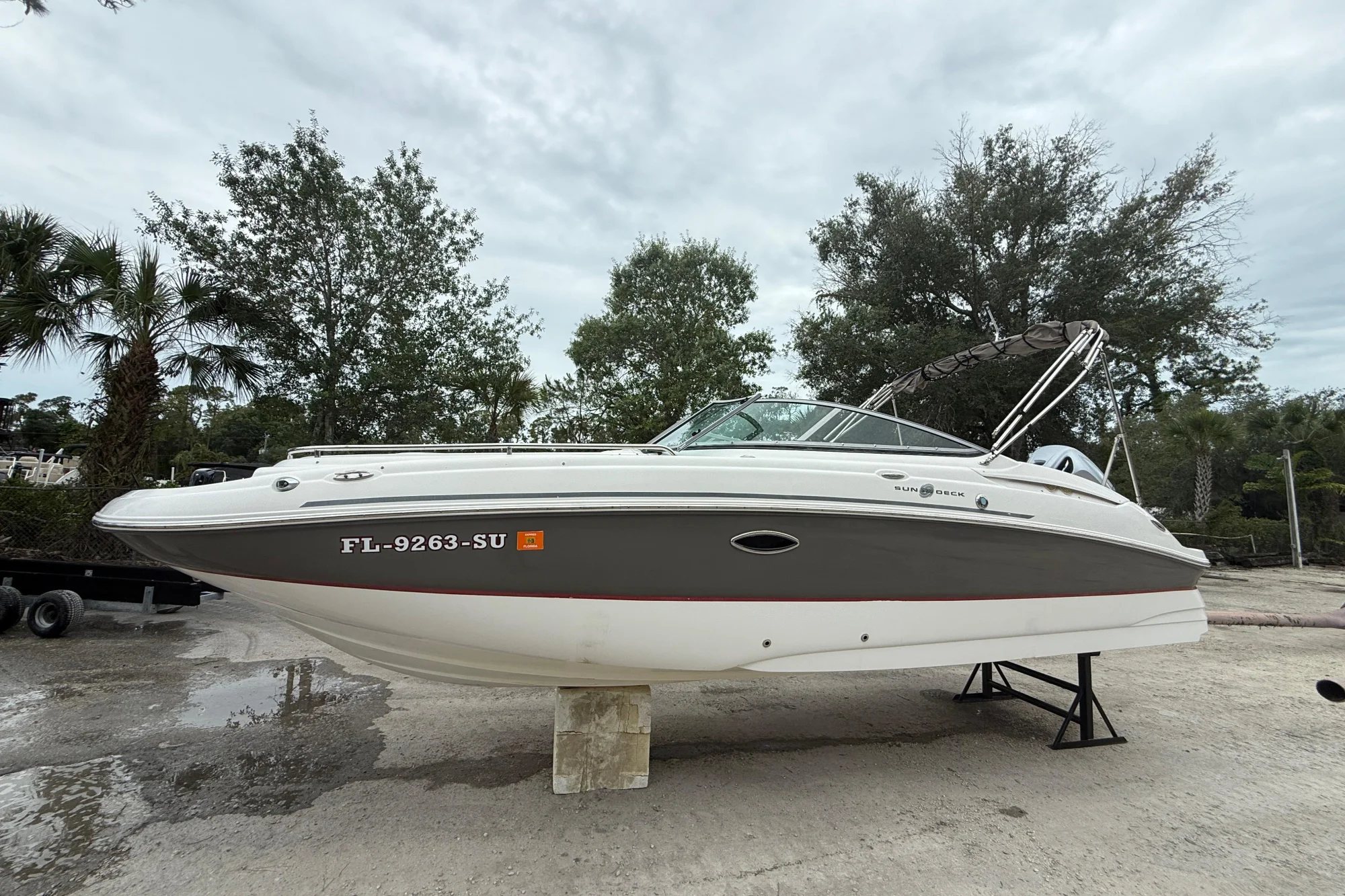 2014 Hurricane SunDeck 2400 OB - Image 2