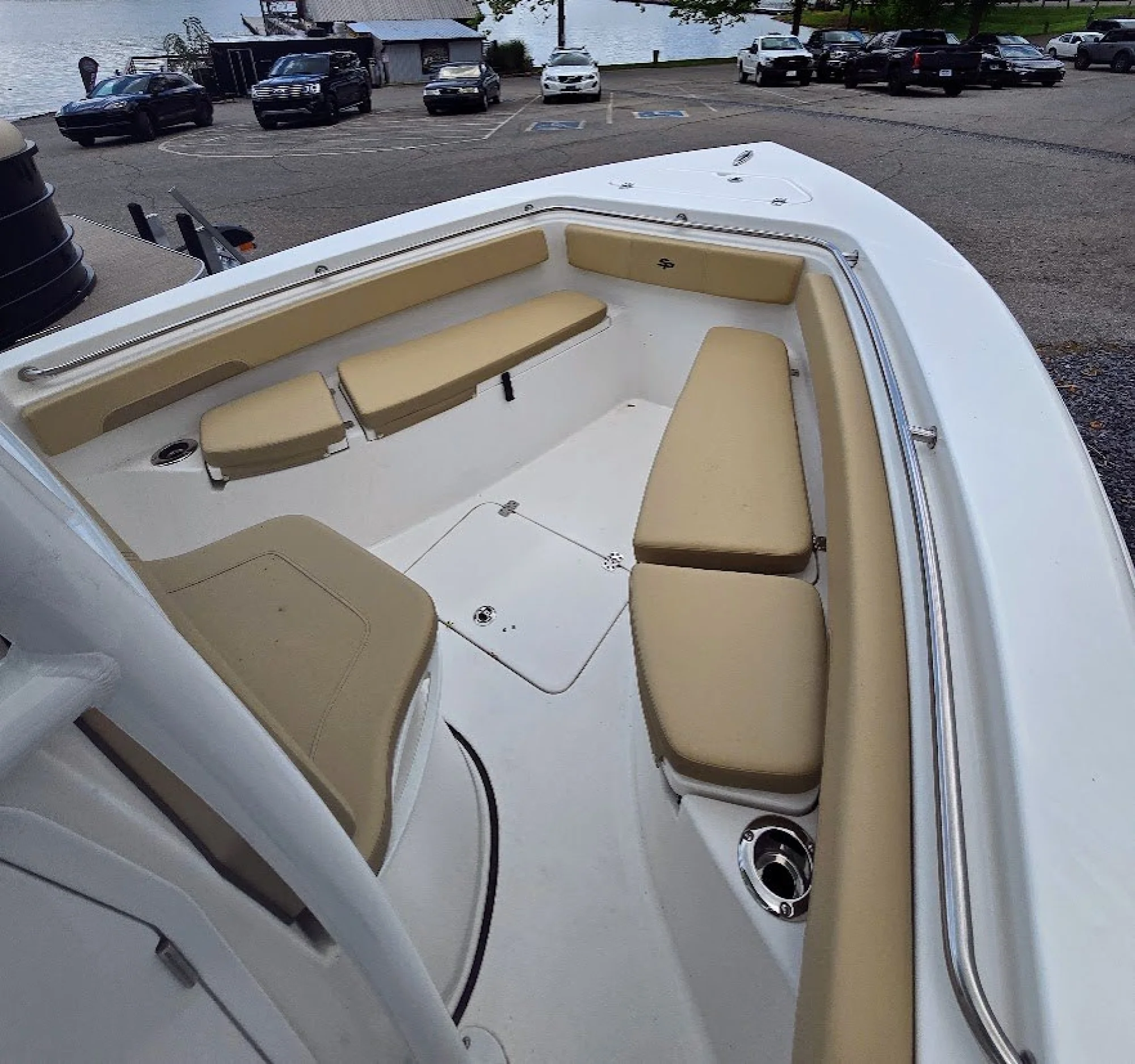 2025 Sea Pro 222 CC w/ Trailer - Image 3