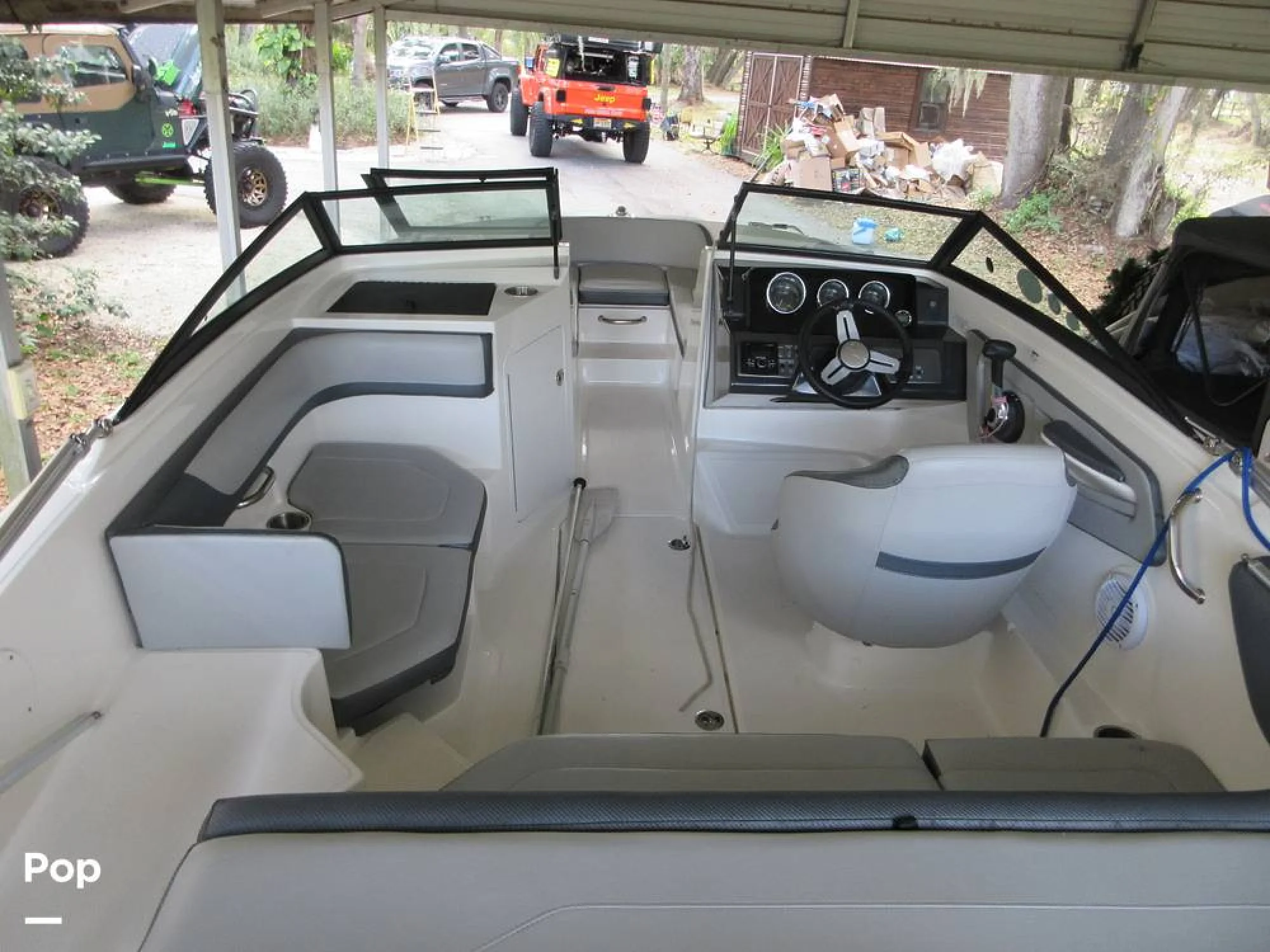 2018 Sea Ray SPX 190 - Image 2