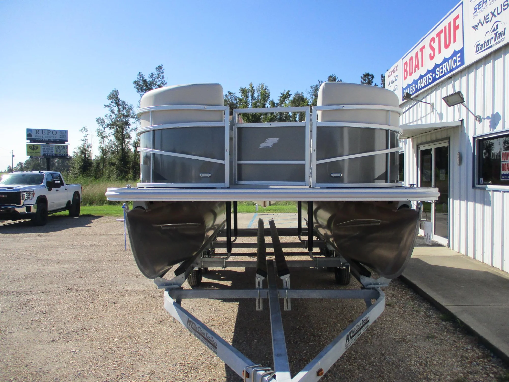 2025 Starcraft LX 20 CB - Image 3