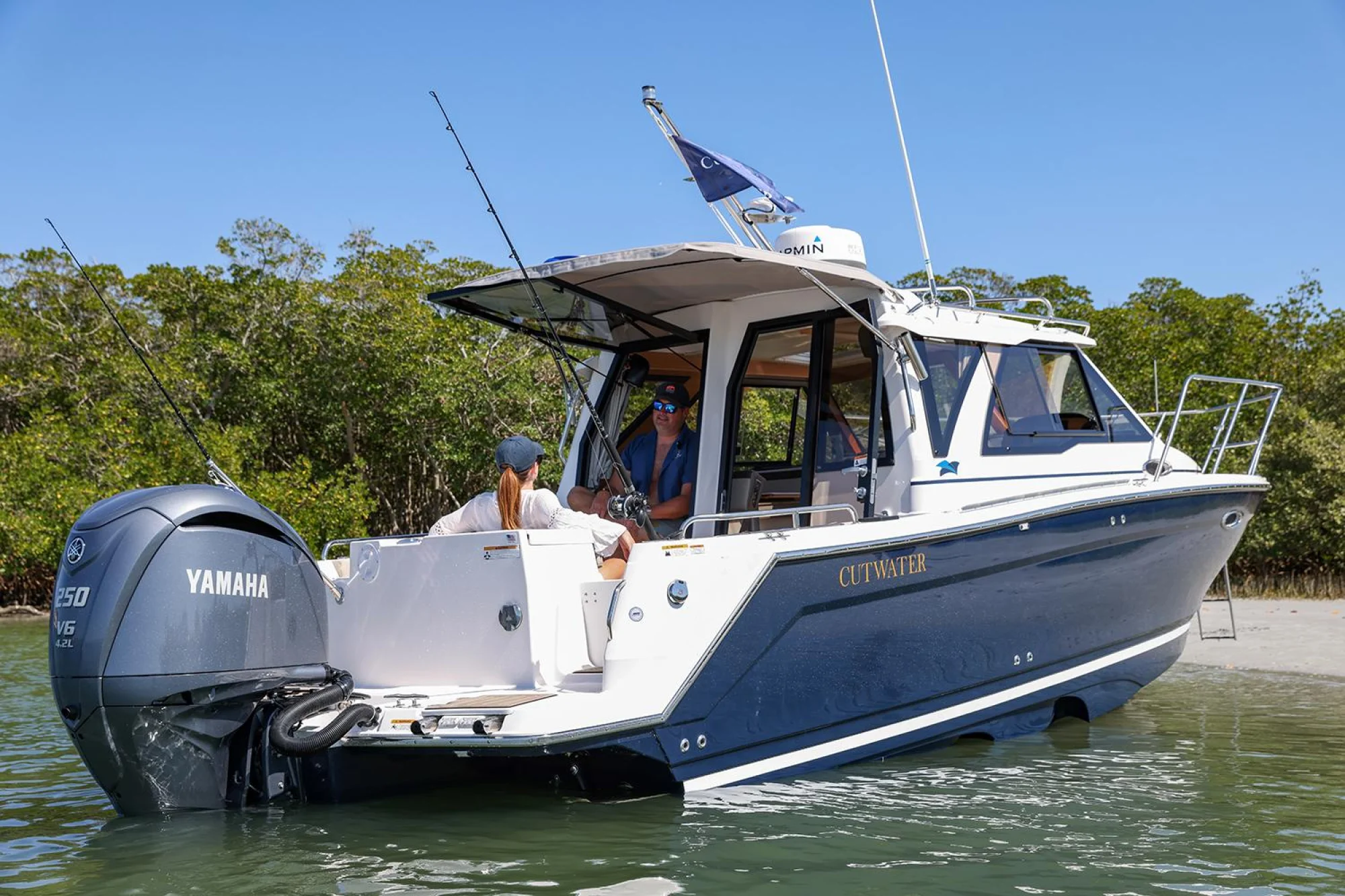 2026 Cutwater C-248 Coupe - Image 4