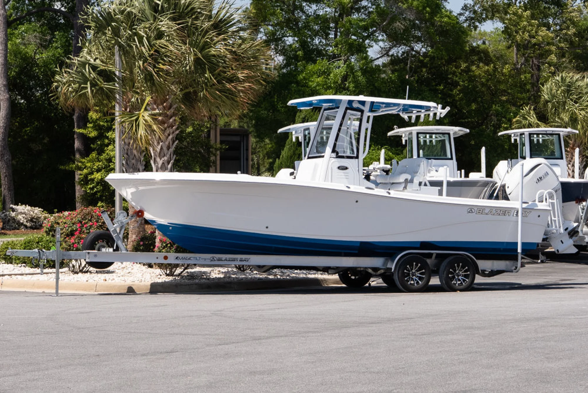 BLAZER BAY 2600 MAKAIRA