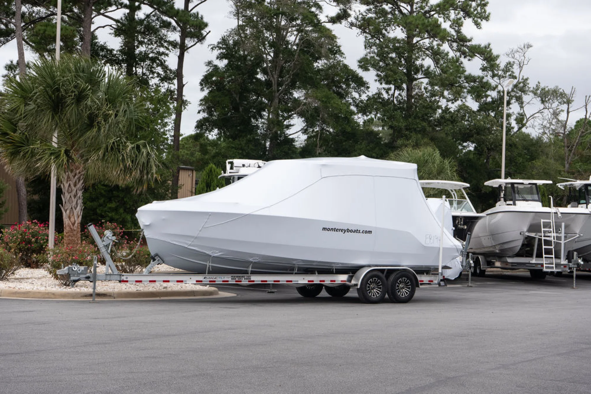 Monterey E27 - Image 2