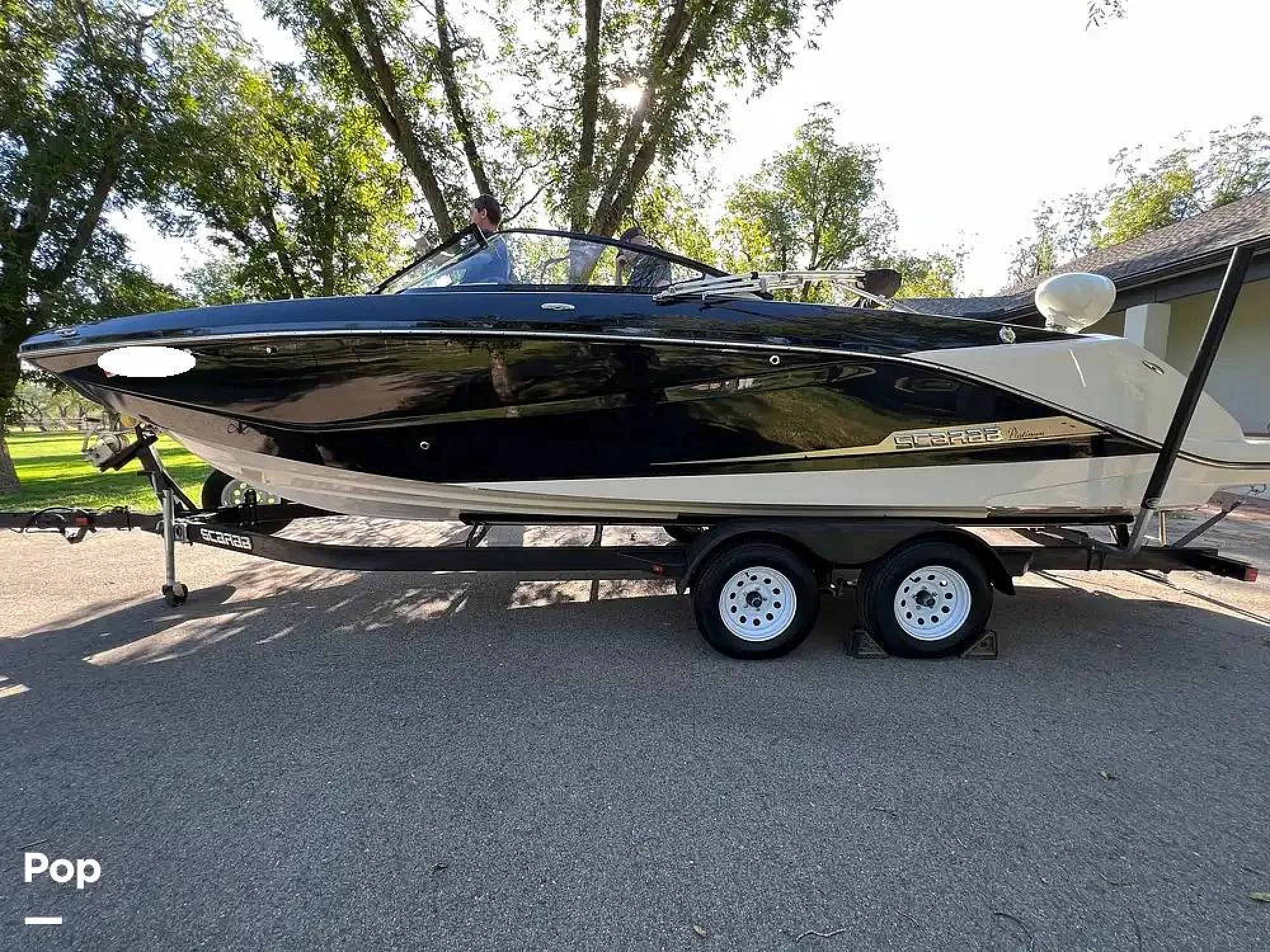 2017 Scarab 255 SE Platinum - Main Image