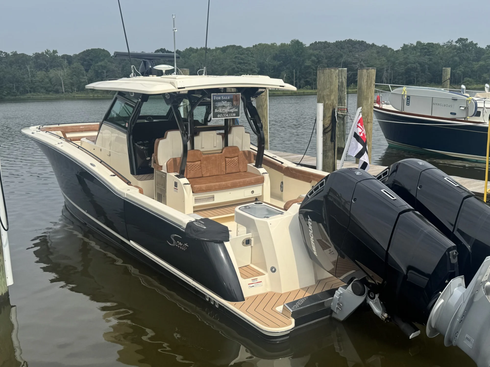 2023 Scout 400 LXF - Image 2