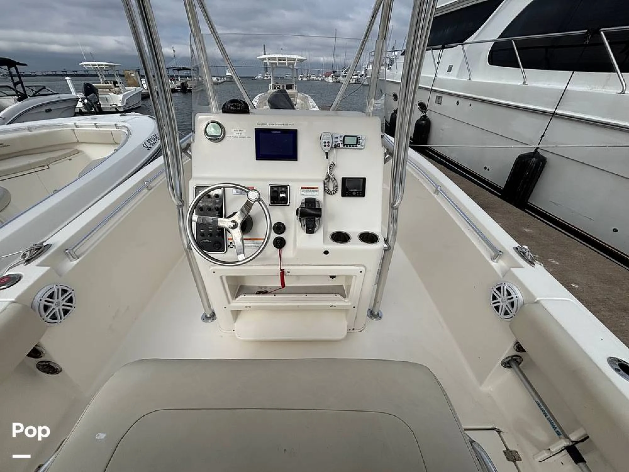2023 Cobia 237 CC - Image 4