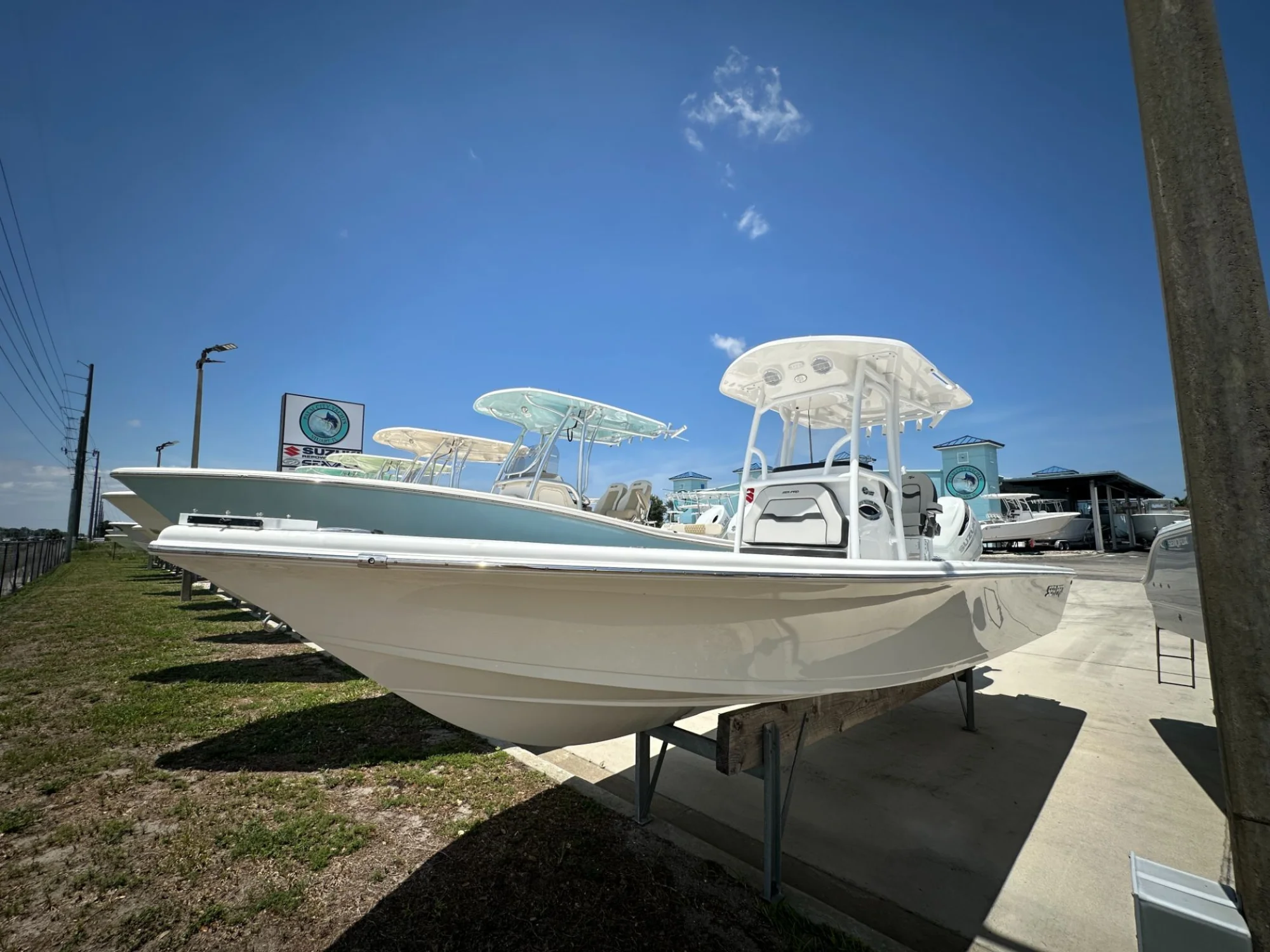 SHALLOW WATER? NO PROBLEM. SPEND MORE TIME FISHING - Main Image