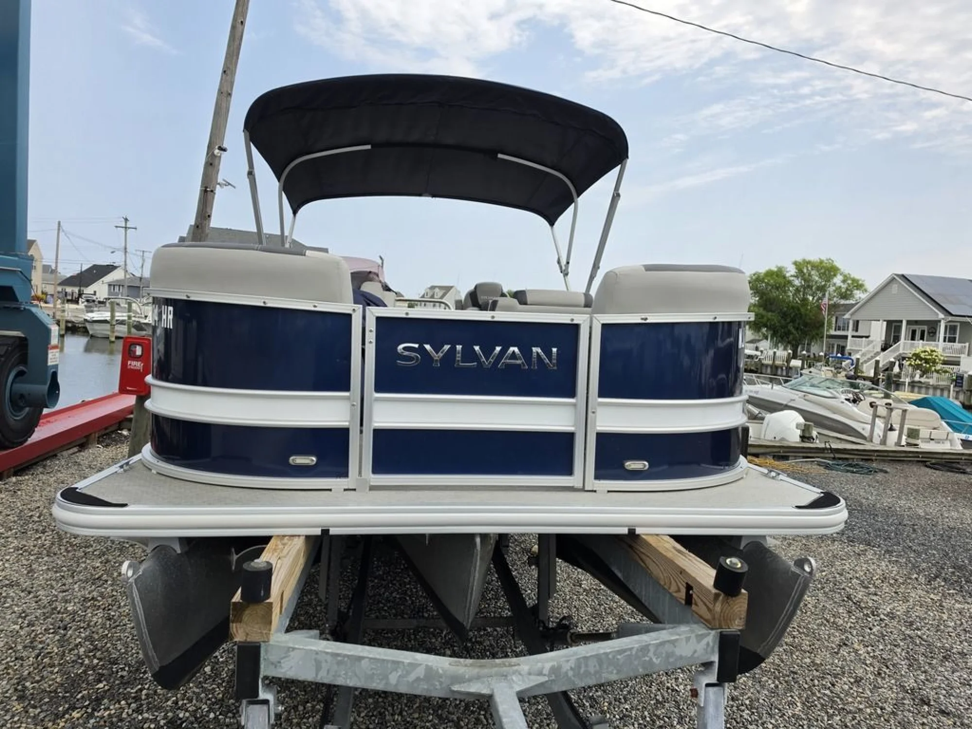 2022 Sylvan L-3 Party Fish - Image 3