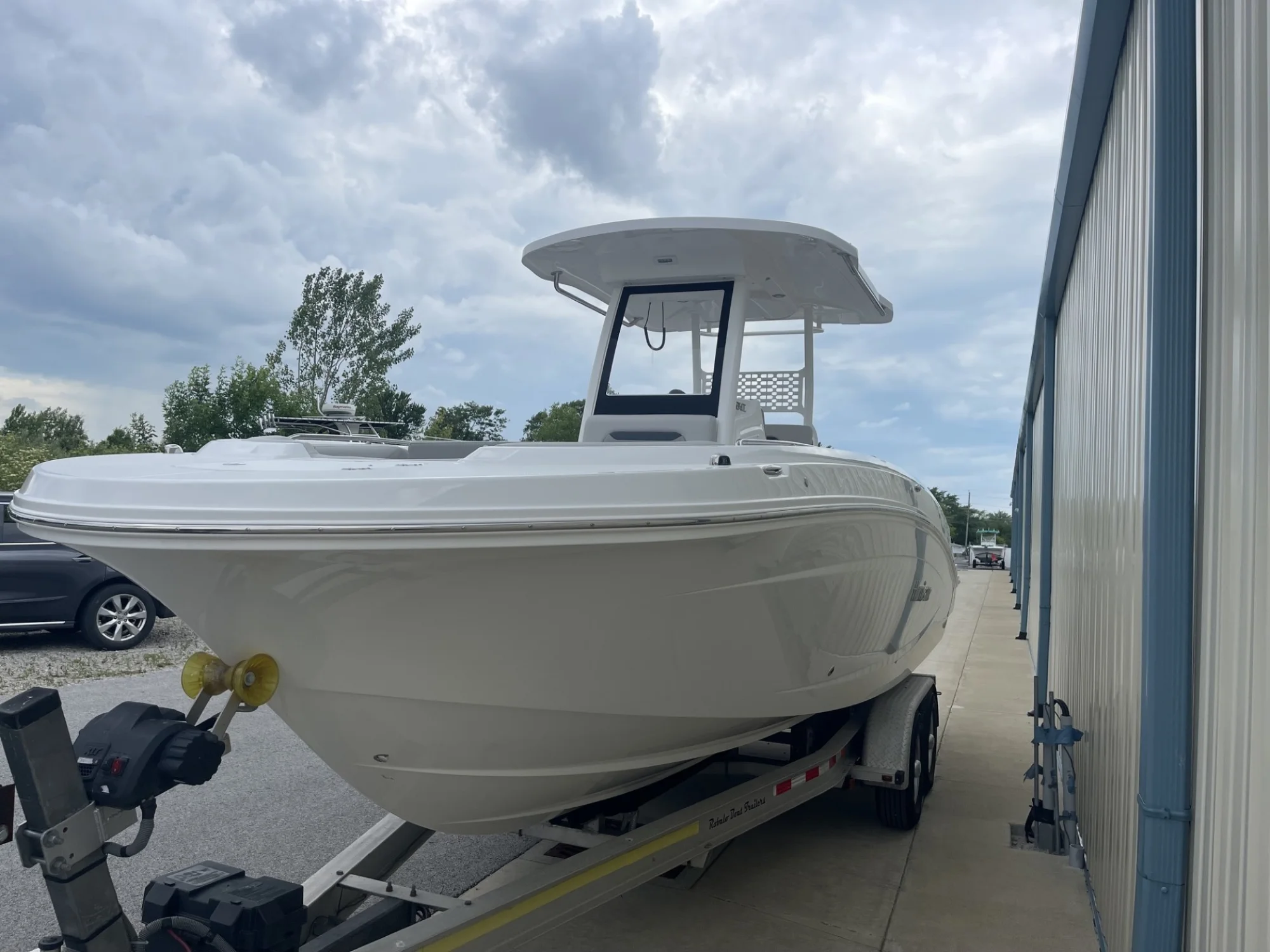 2026 Hurricane 24 Center Console - Image 3