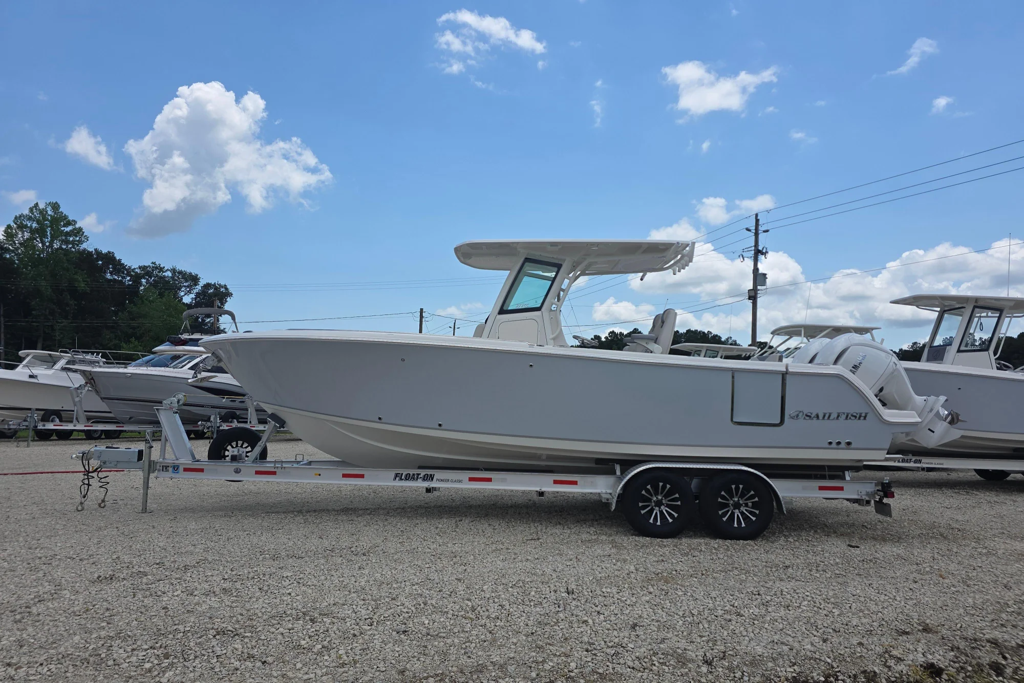 2027 Sailfish 272 CC - Image 3
