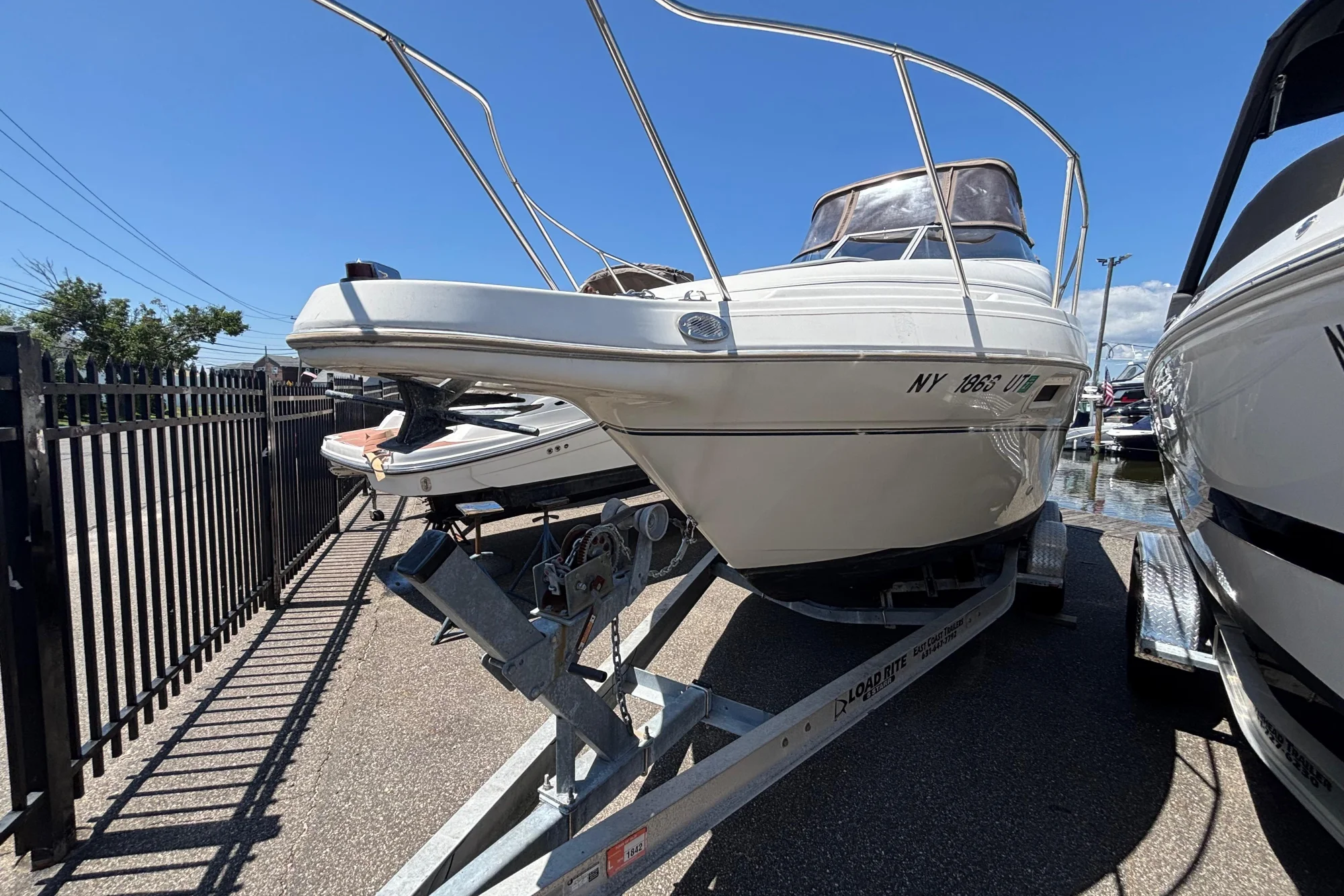 1999 Maxum 2400 SCR - Image 3