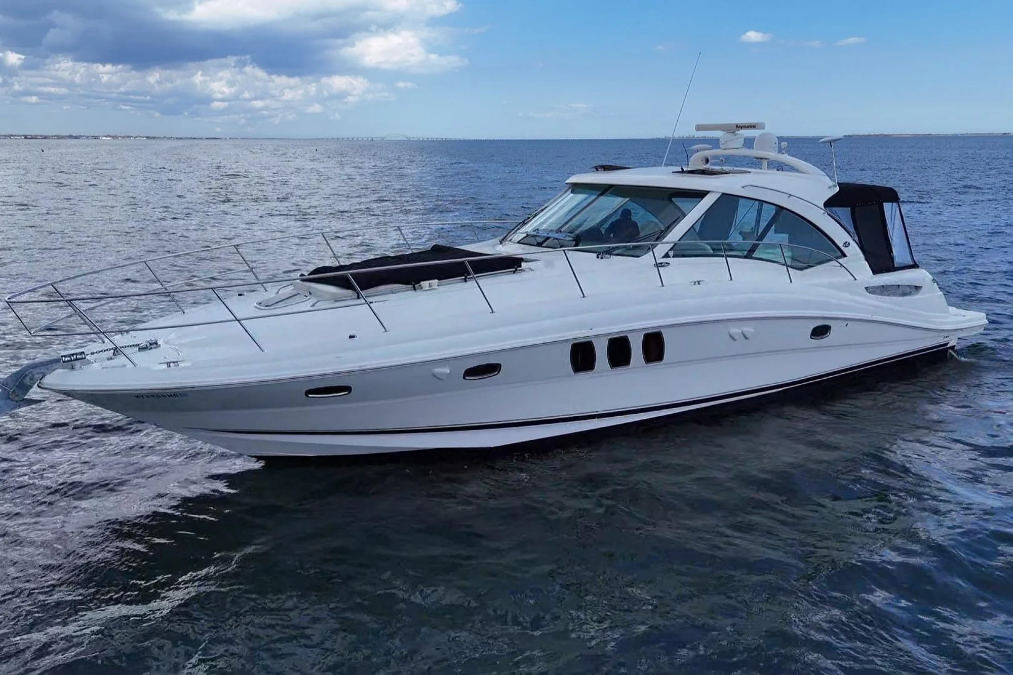 2008 Sea Ray 480 Sundancer - Image 3
