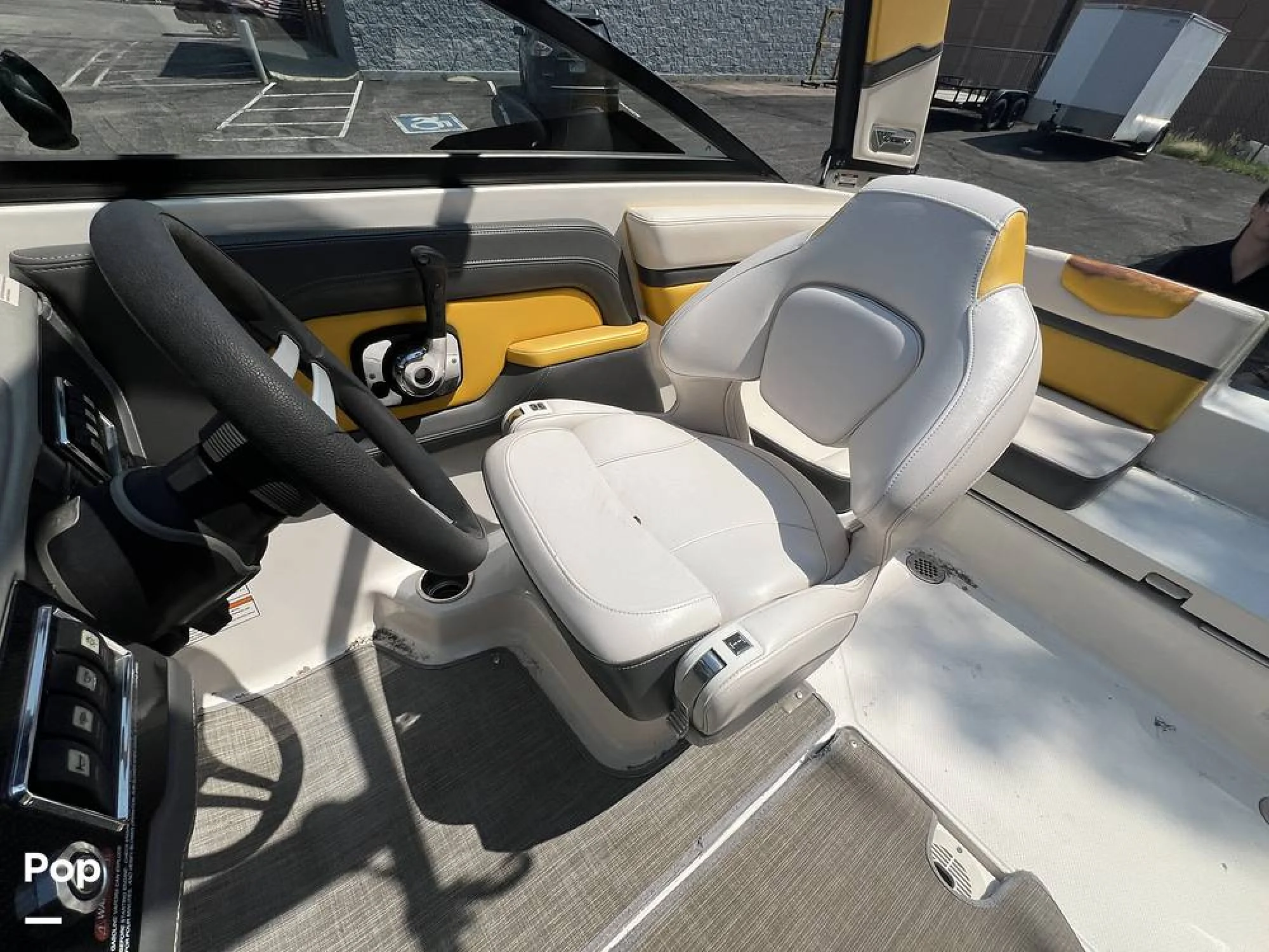 2016 Chaparral 203VRX Vortex - Image 2