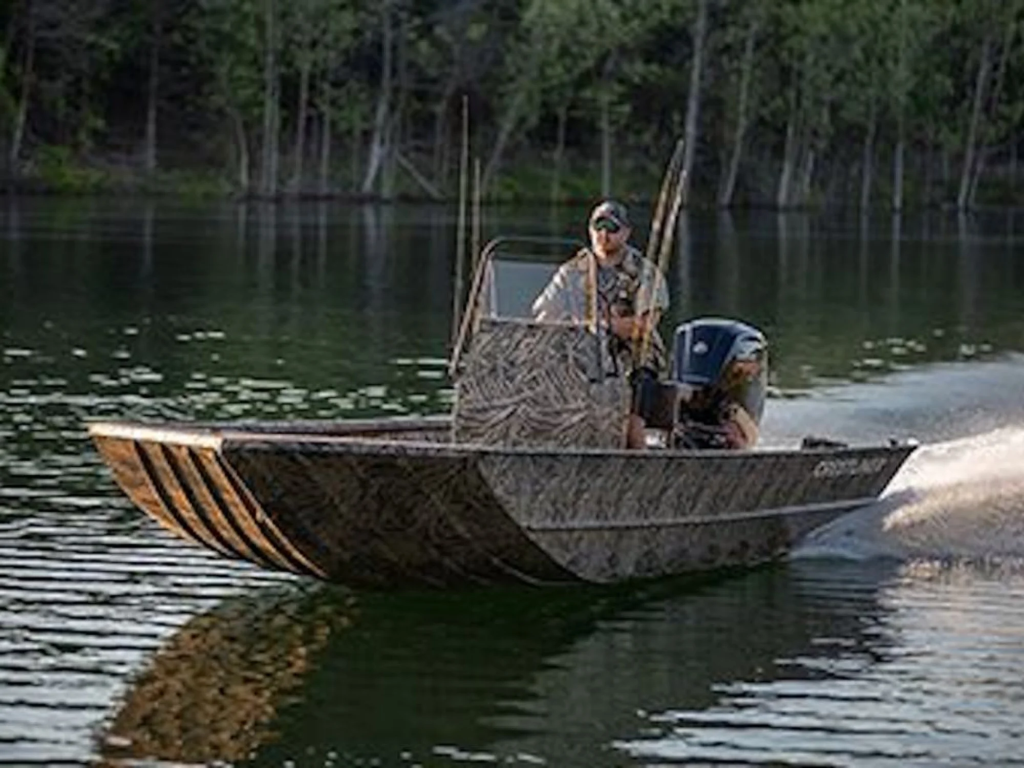 Crestliner 2070 Retriever CC - Image 2