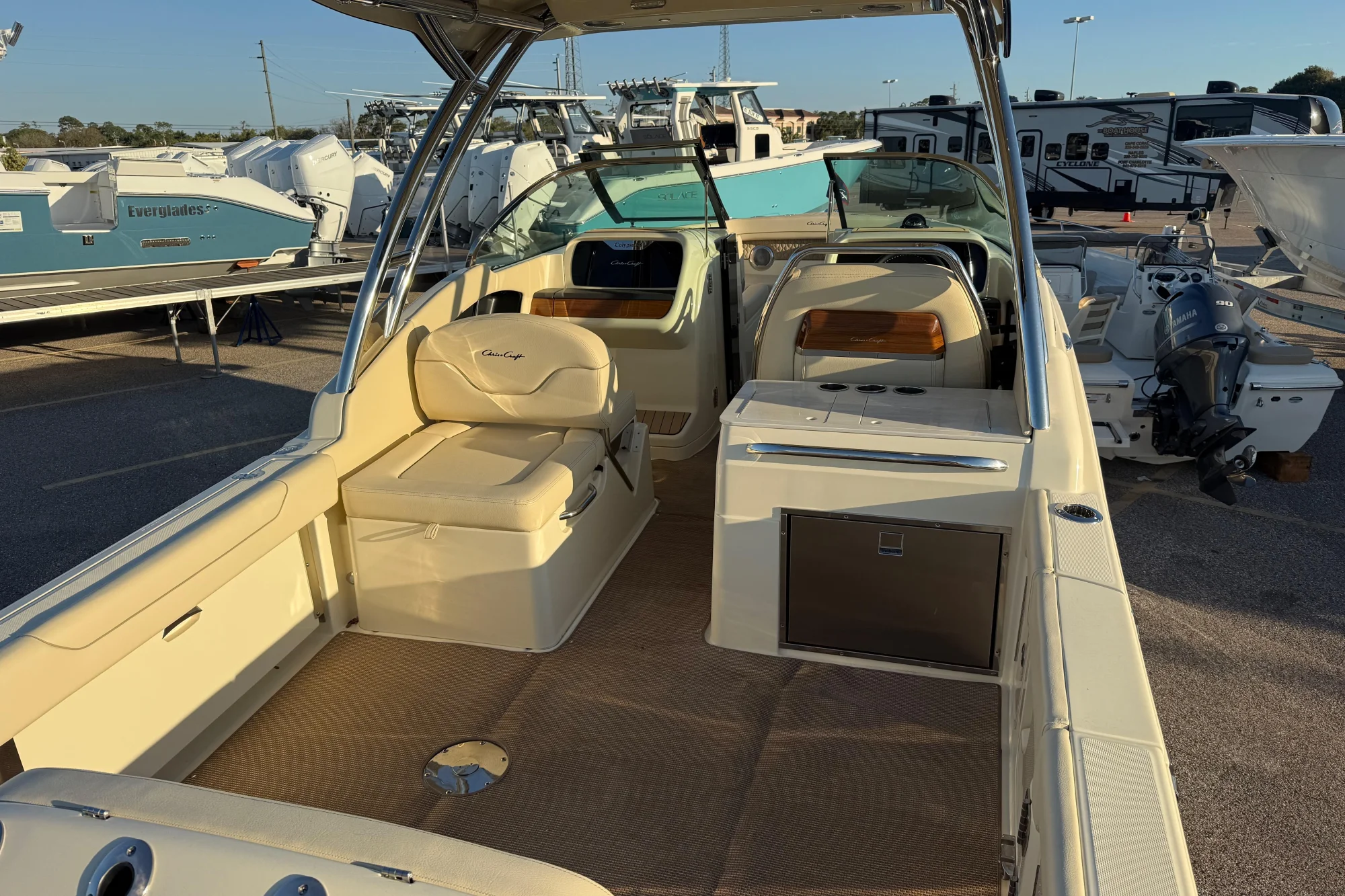 2026 Chris-Craft Calypso 28 - Image 5