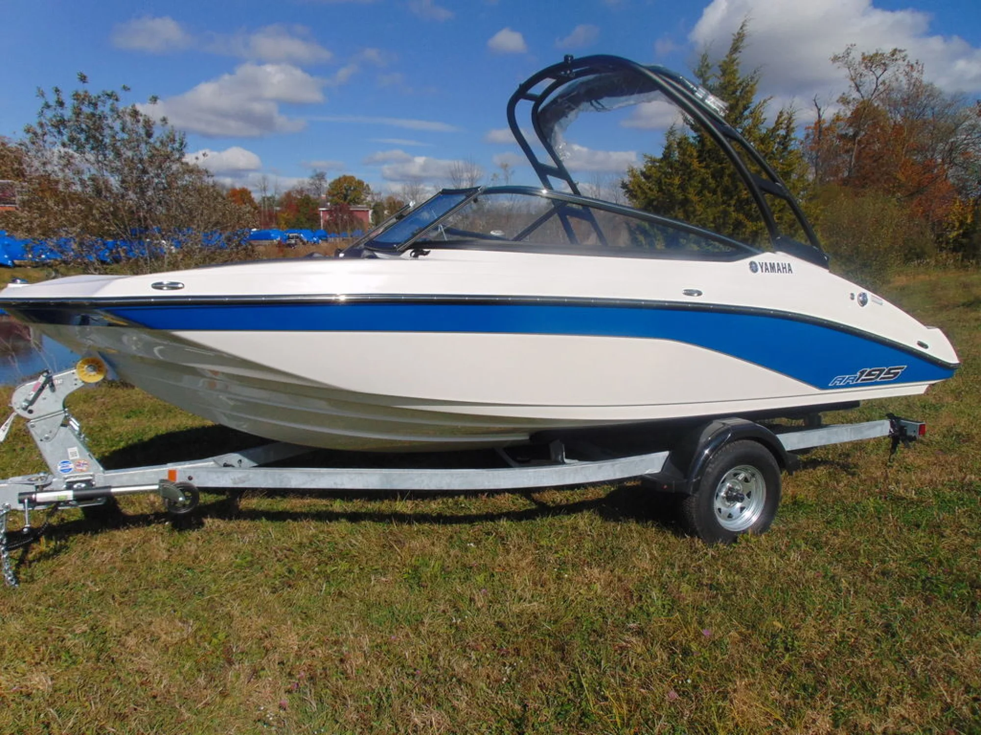 Yamaha Boats AR195 - Image 2