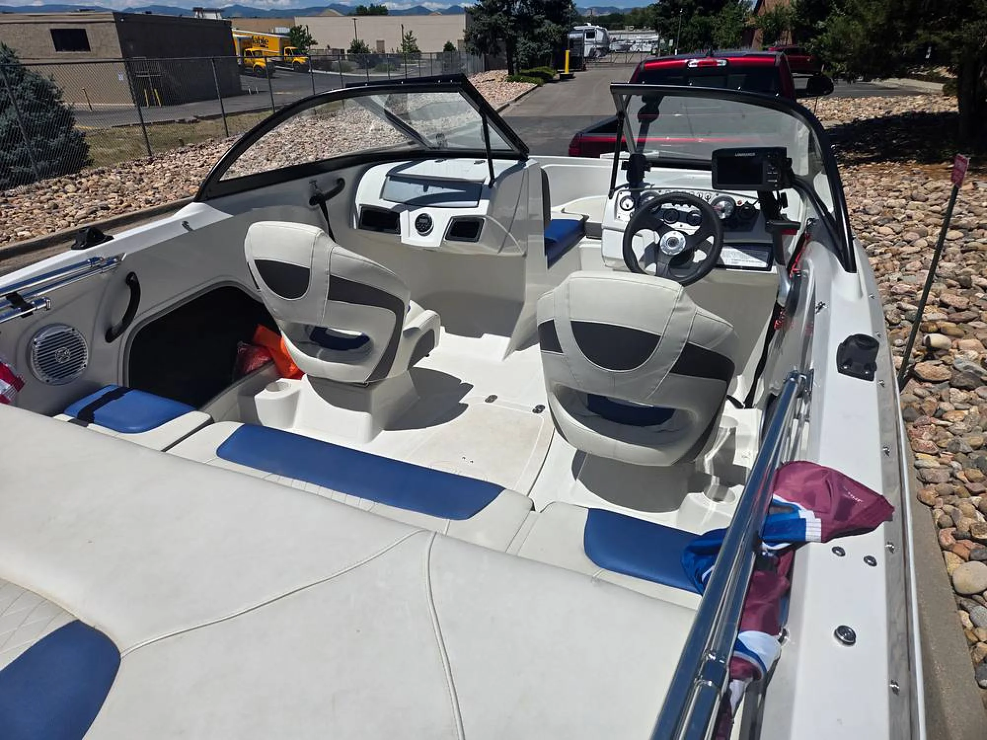 2016 Tahoe 400TF - Image 3