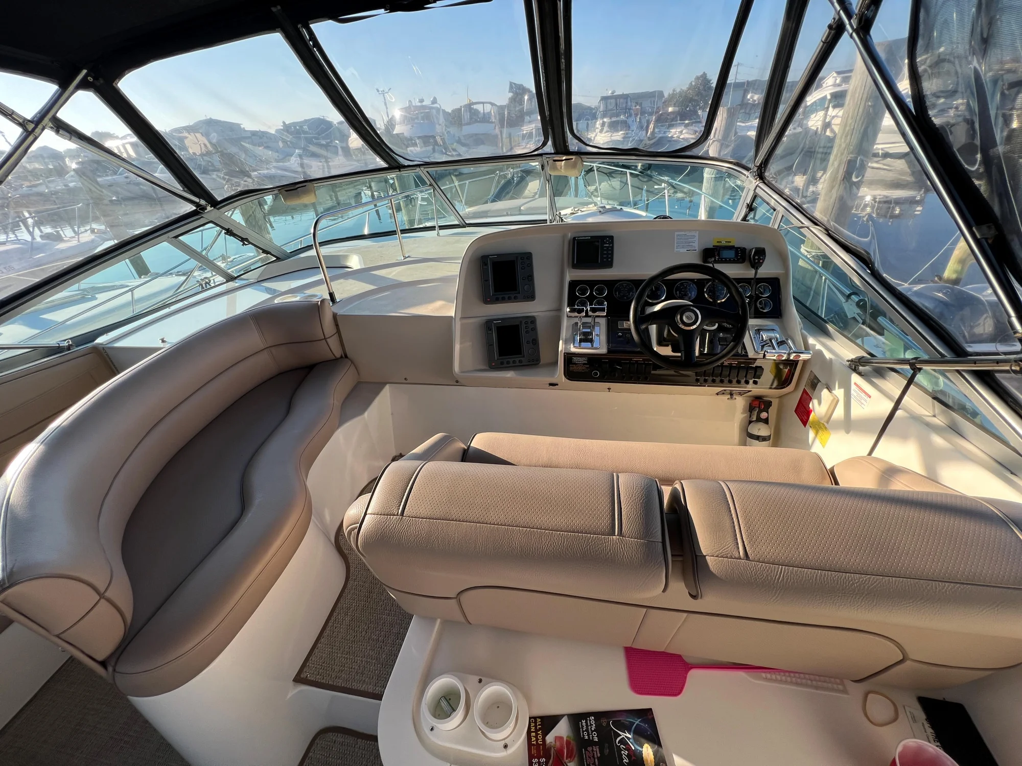 1999 Cruisers Yachts 3575 Esprit - Image 2