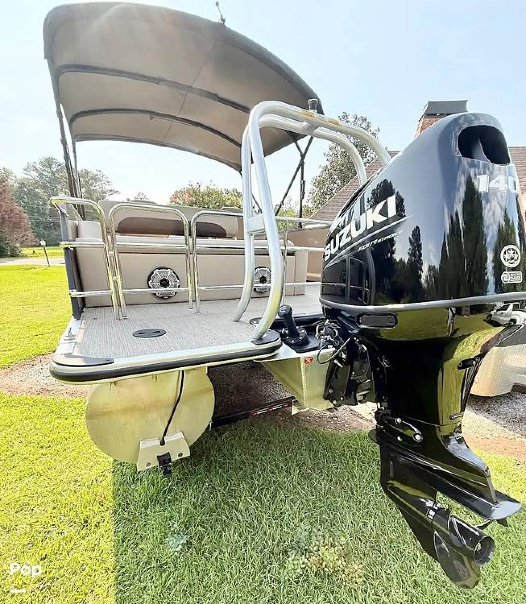 2024 Bentley 240 Swingback - Image 2