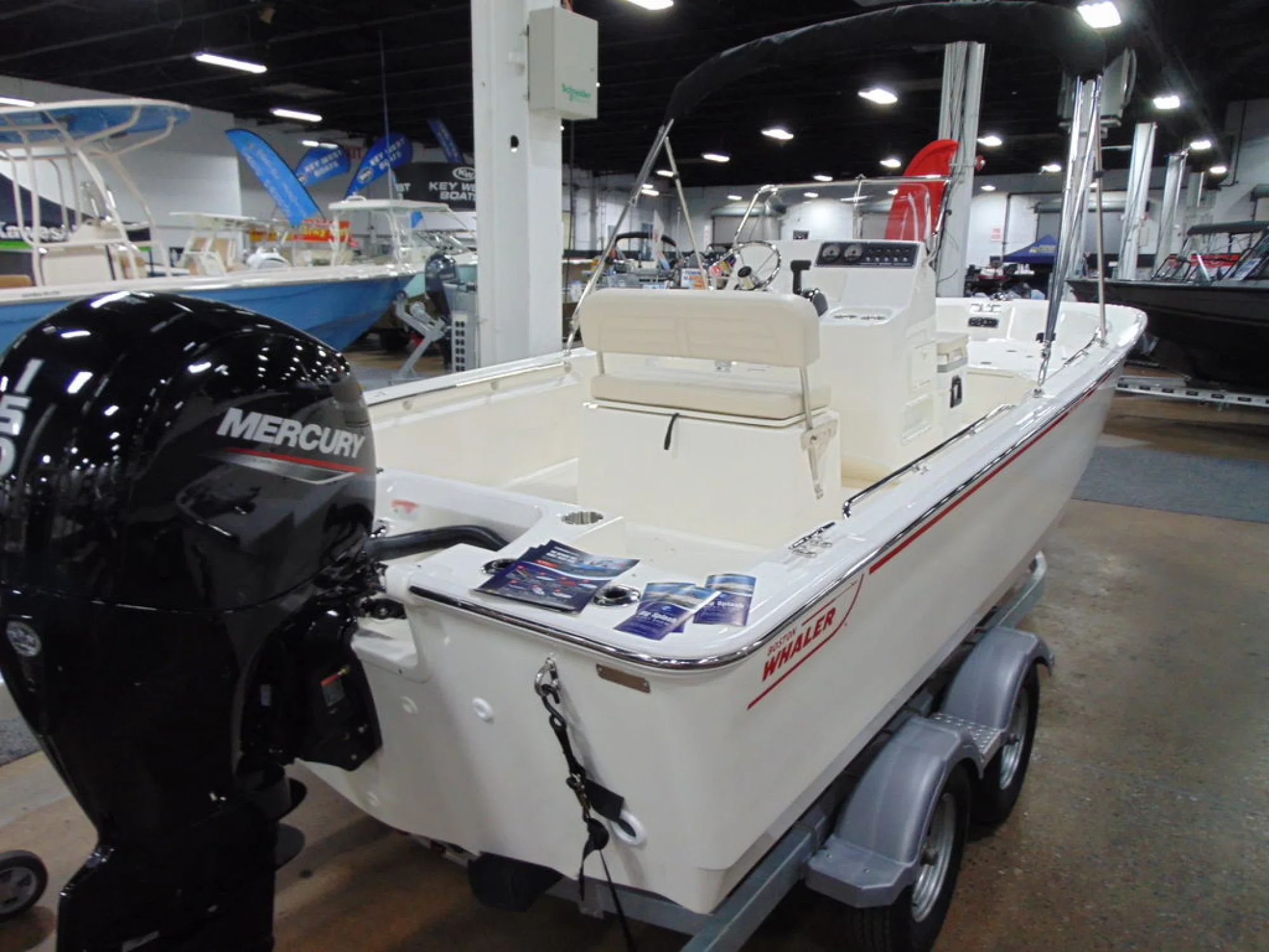 Boston Whaler 190 Montauk - Image 3