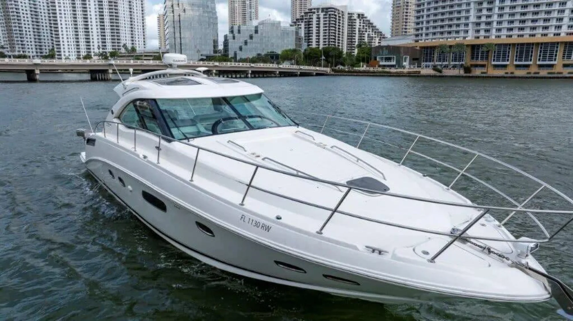 2009 Sea Ray 43 Sundancer - Image 3