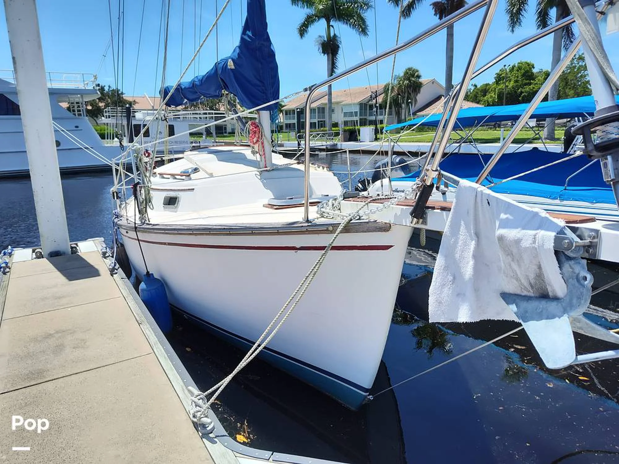 1984 Island Packet 26 MKII - Image 4