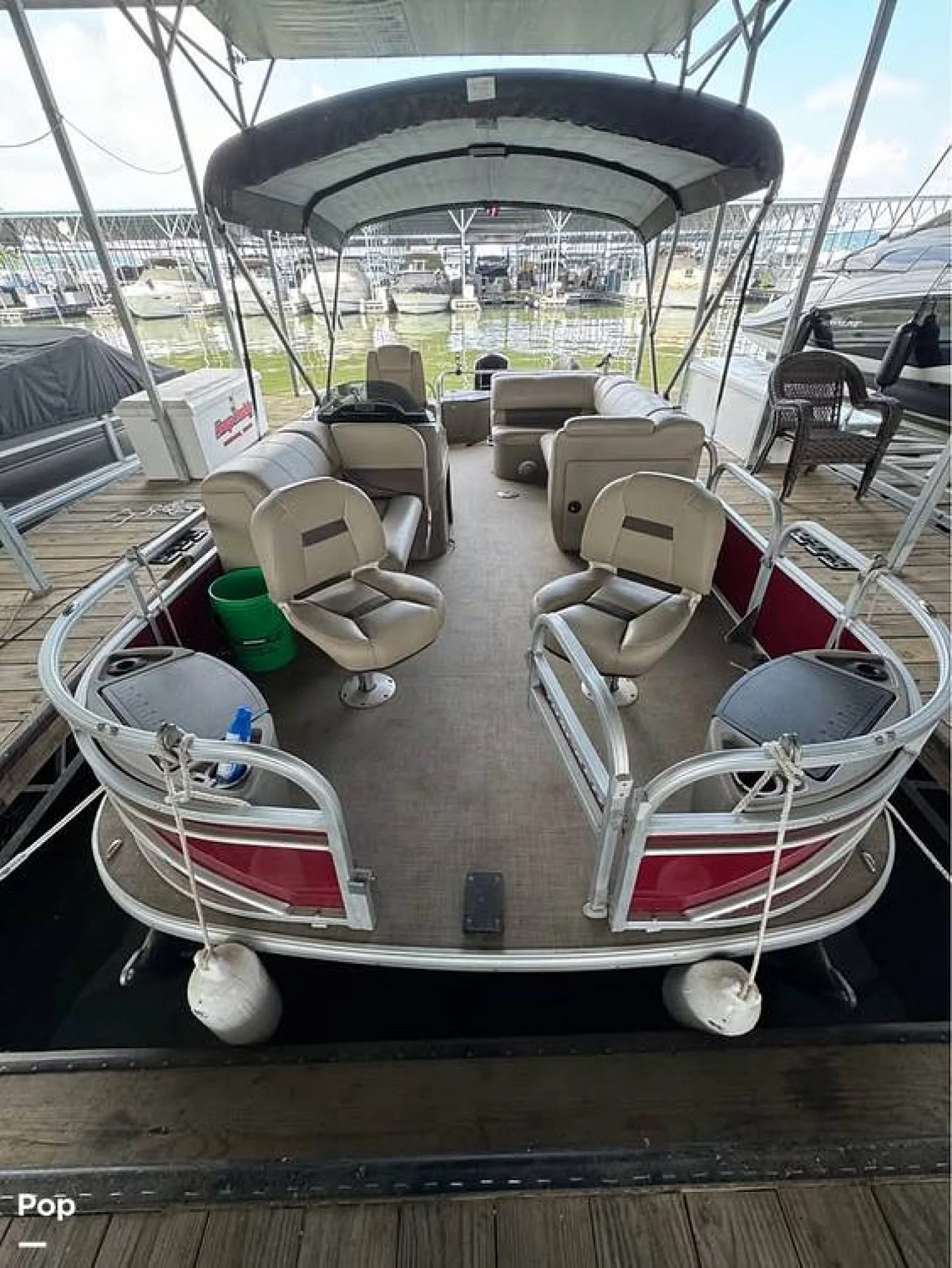 2022 Sun Tracker Fishin' Barge 20 DLX - Image 4