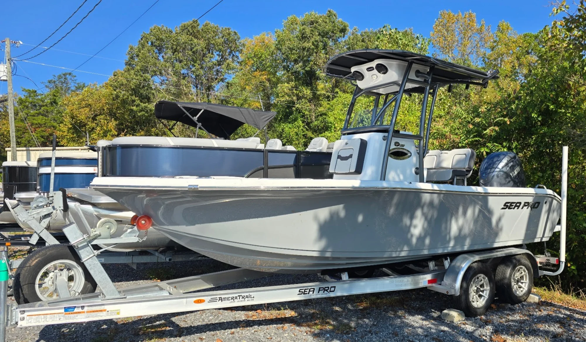 2025 Sea Pro 202 CC w/ Trailer - Image 2