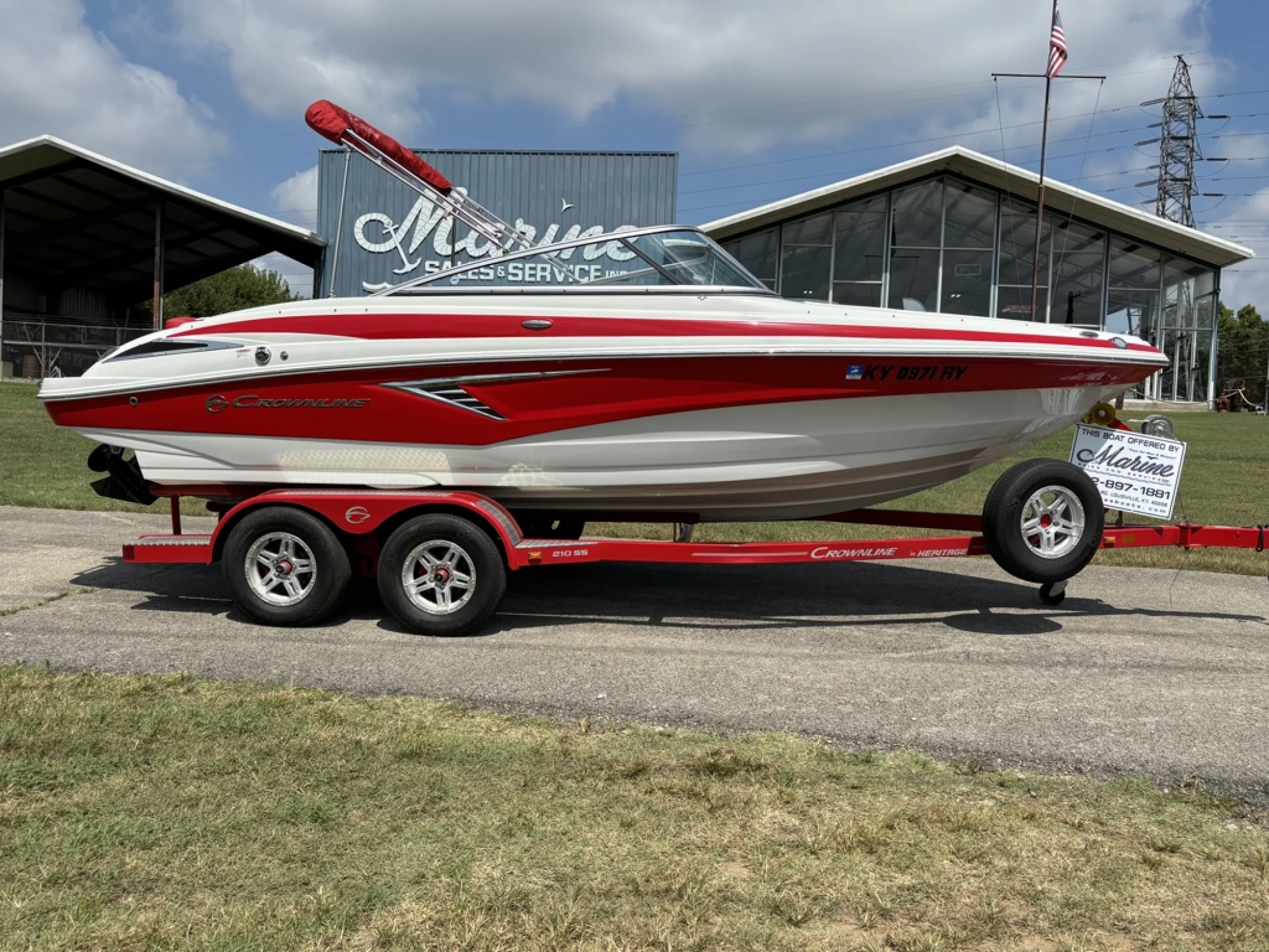 2022 Crownline 210SS - Image 2