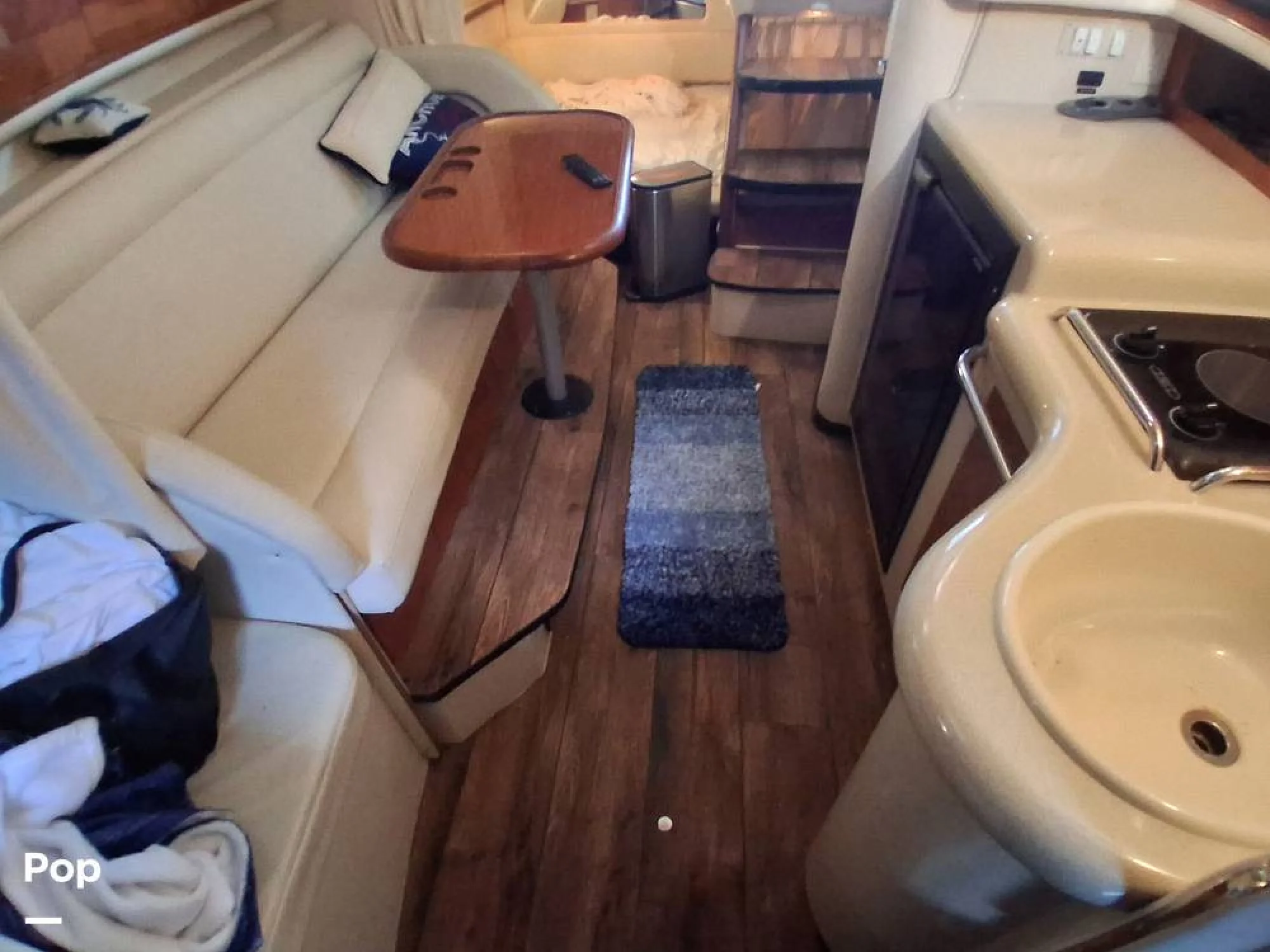 1999 Sea Ray 330 Sundancer - Image 2