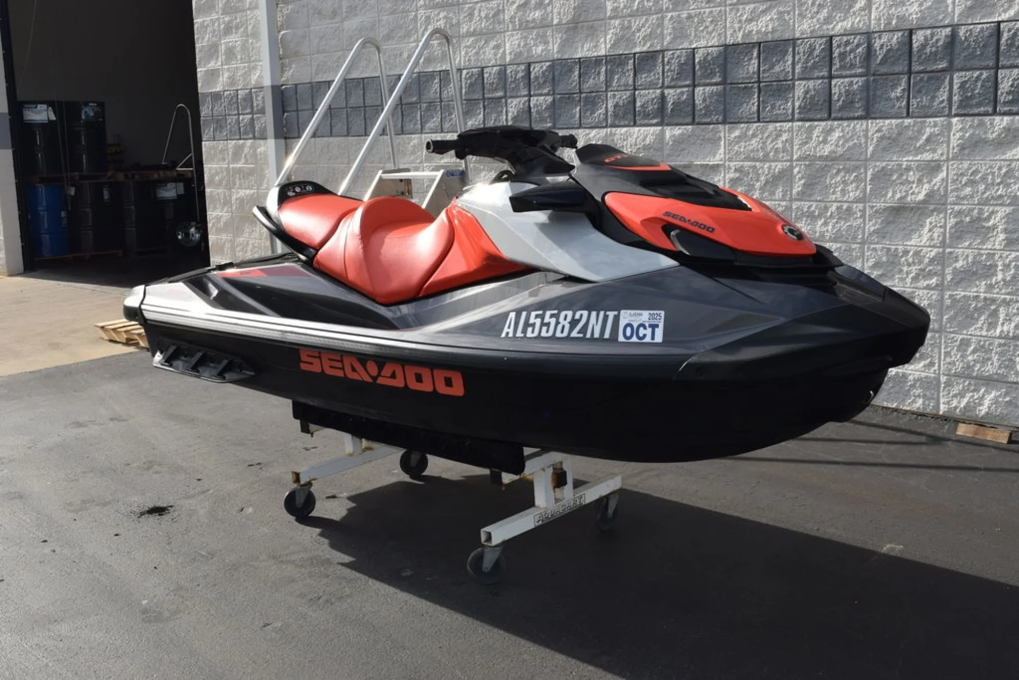 2023 Sea-Doo GTI™ SE 130 iBR - Image 2
