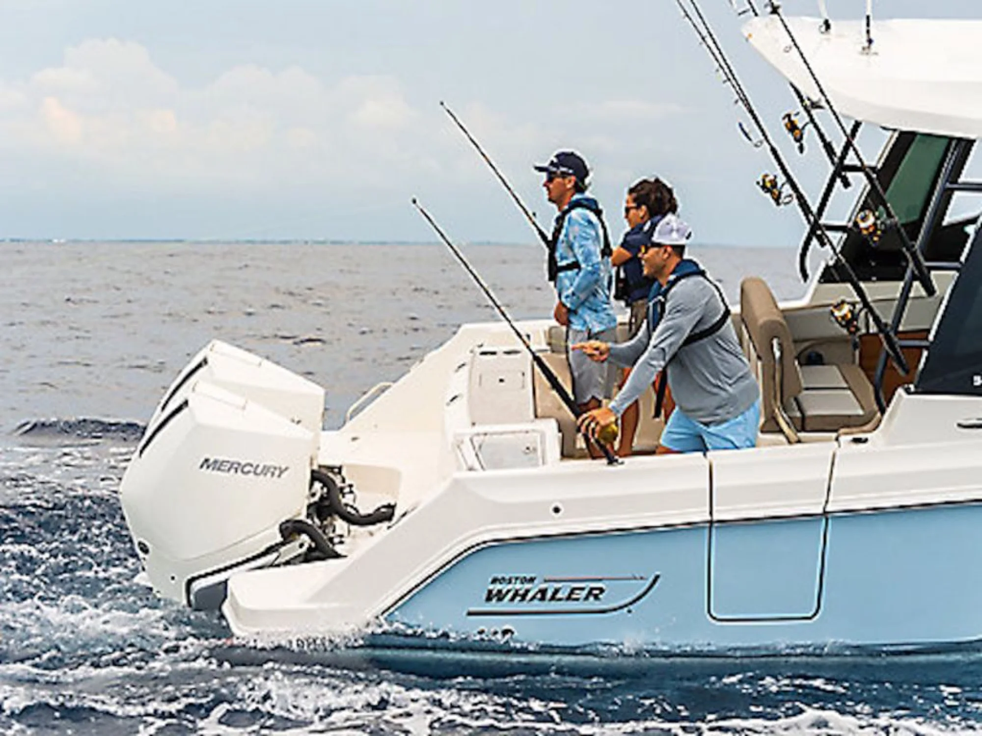 Boston Whaler 330 Vantage - Image 5