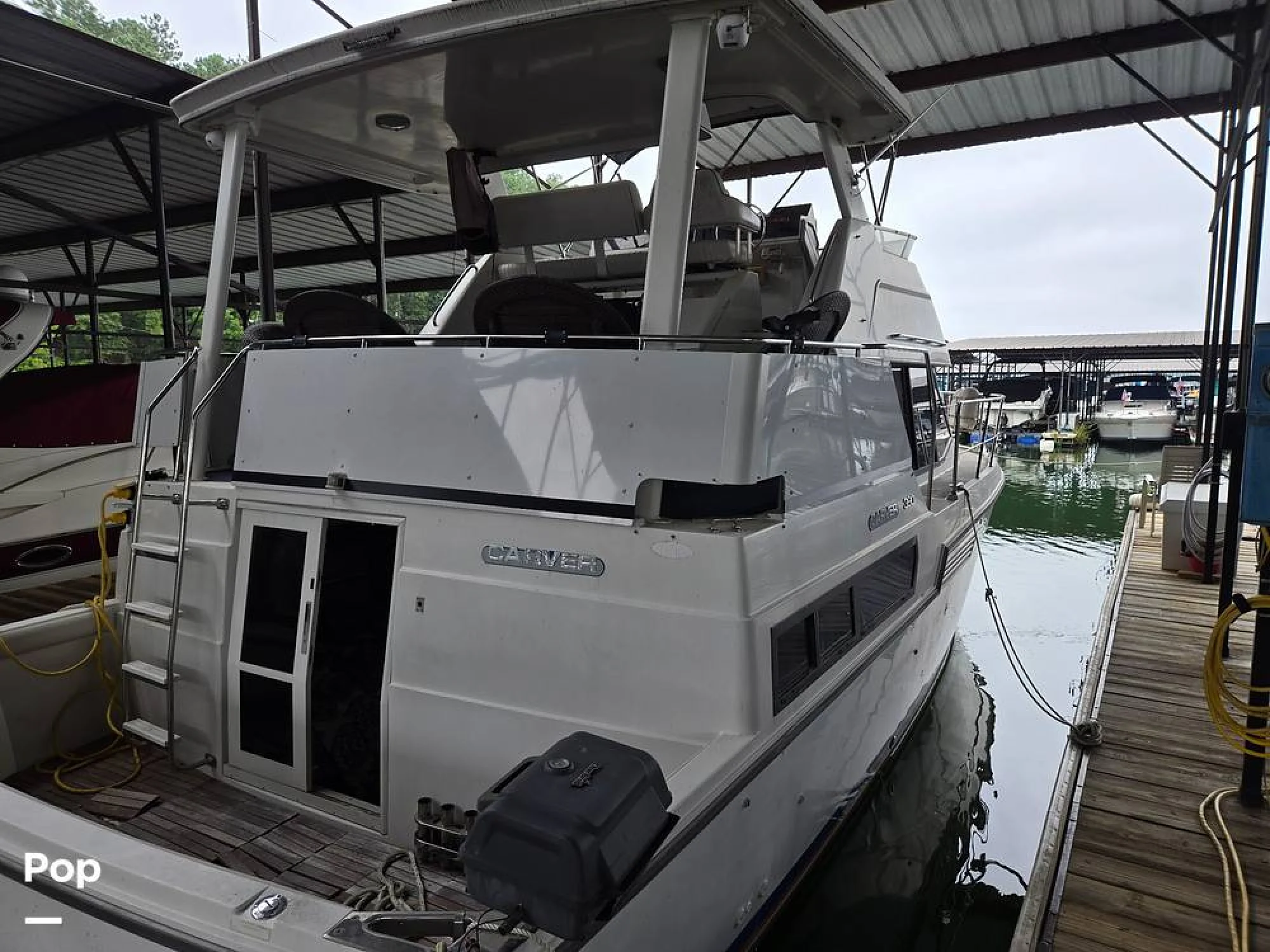 1994 Carver 390 Aft Cabin - Image 3