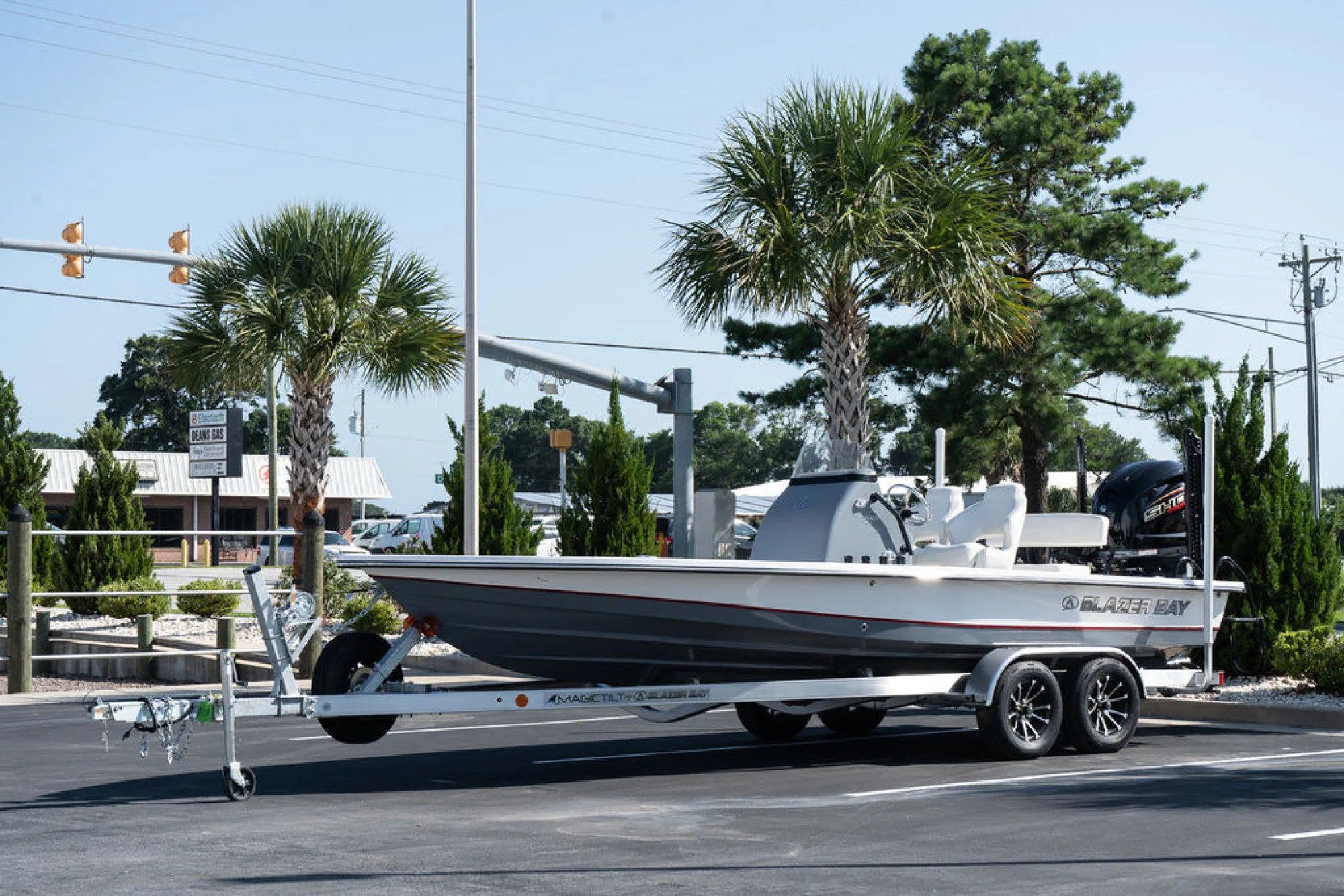 BLAZER BAY 675 - Main Image