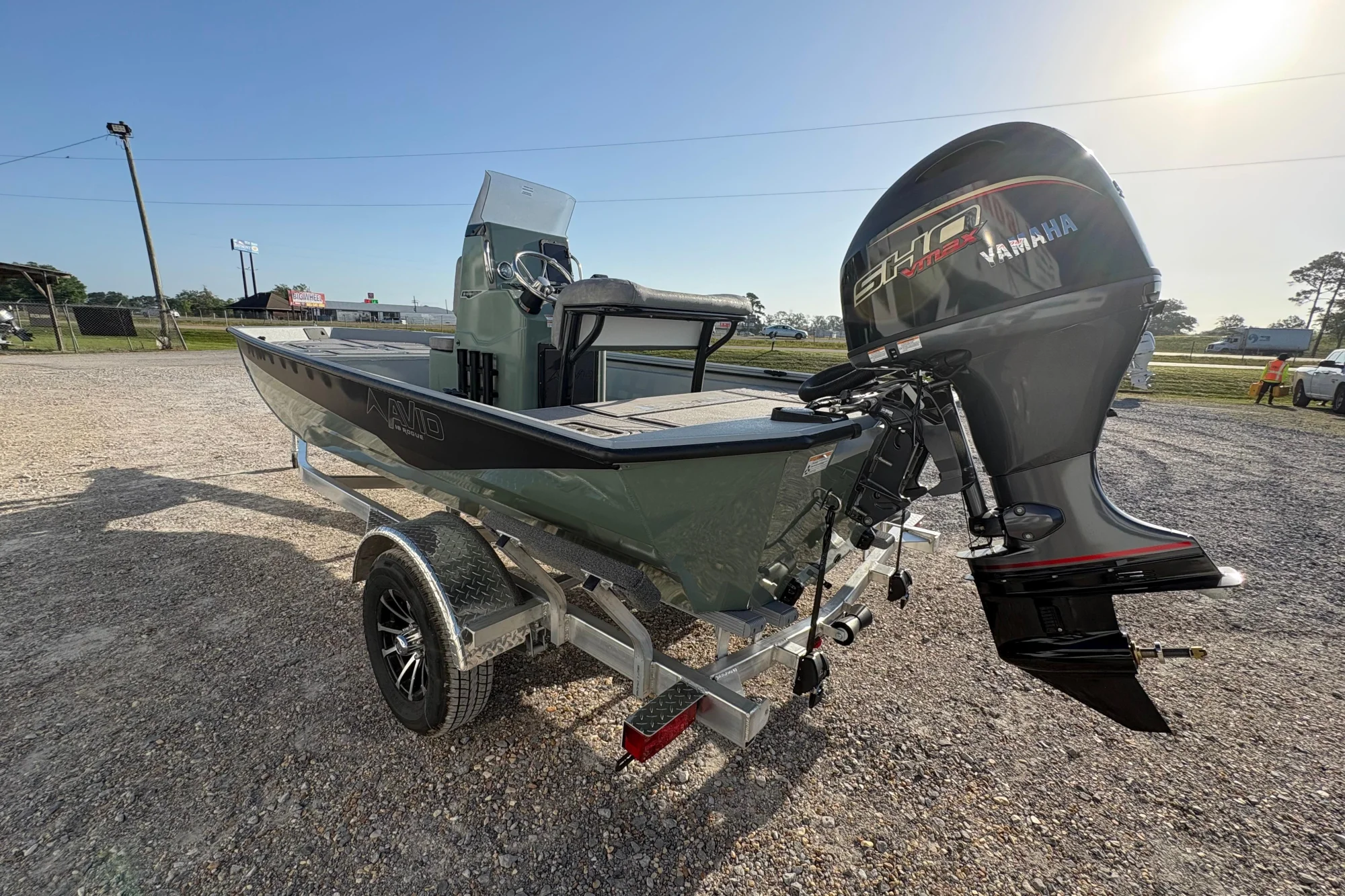 2026 Avid 18 Rogue CC - Image 3