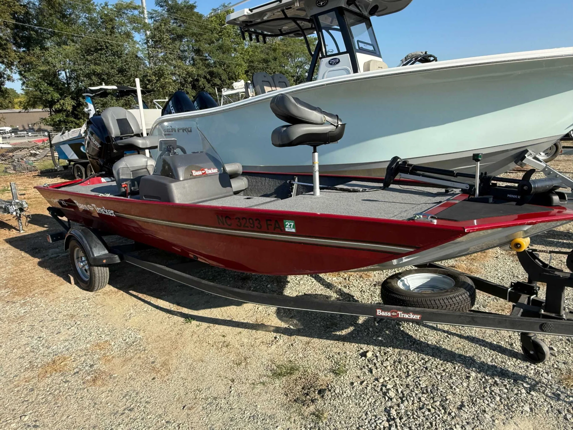 2023 Bass Tracker Classic XL - Image 2