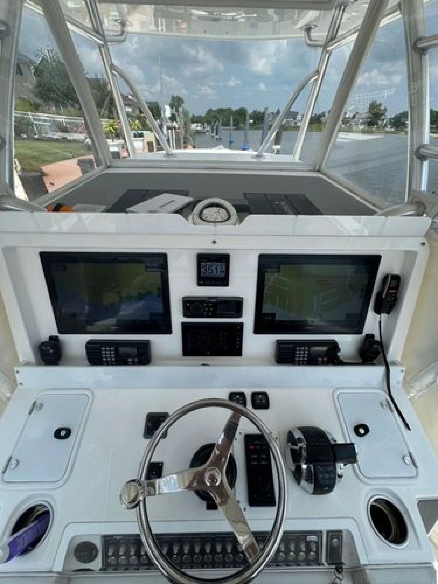 2018 43' Invincible 43 Open Fisherman | 43ft - Image 3