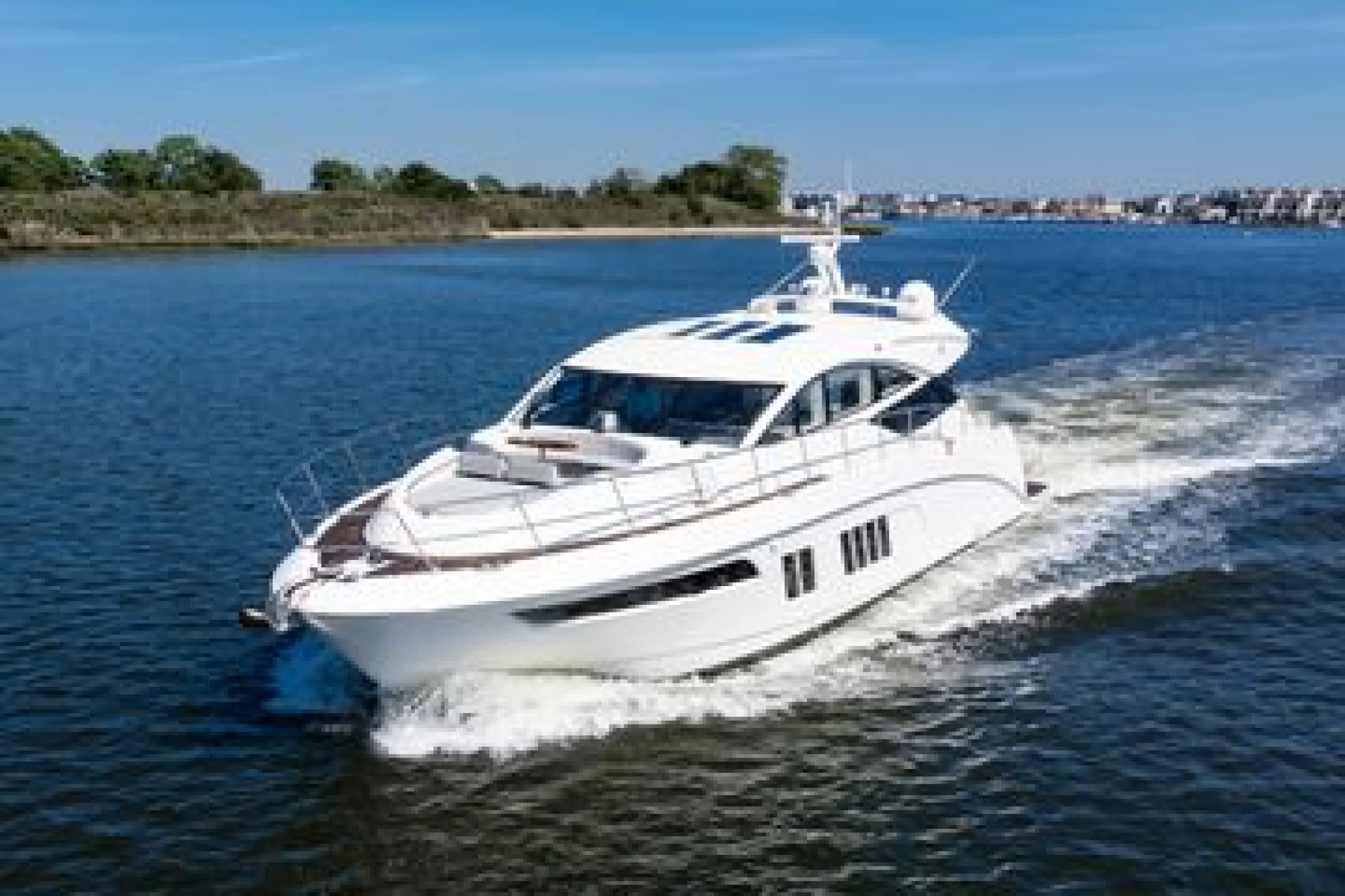 2018 65' Sea Ray L650 | 65ft - Image 4