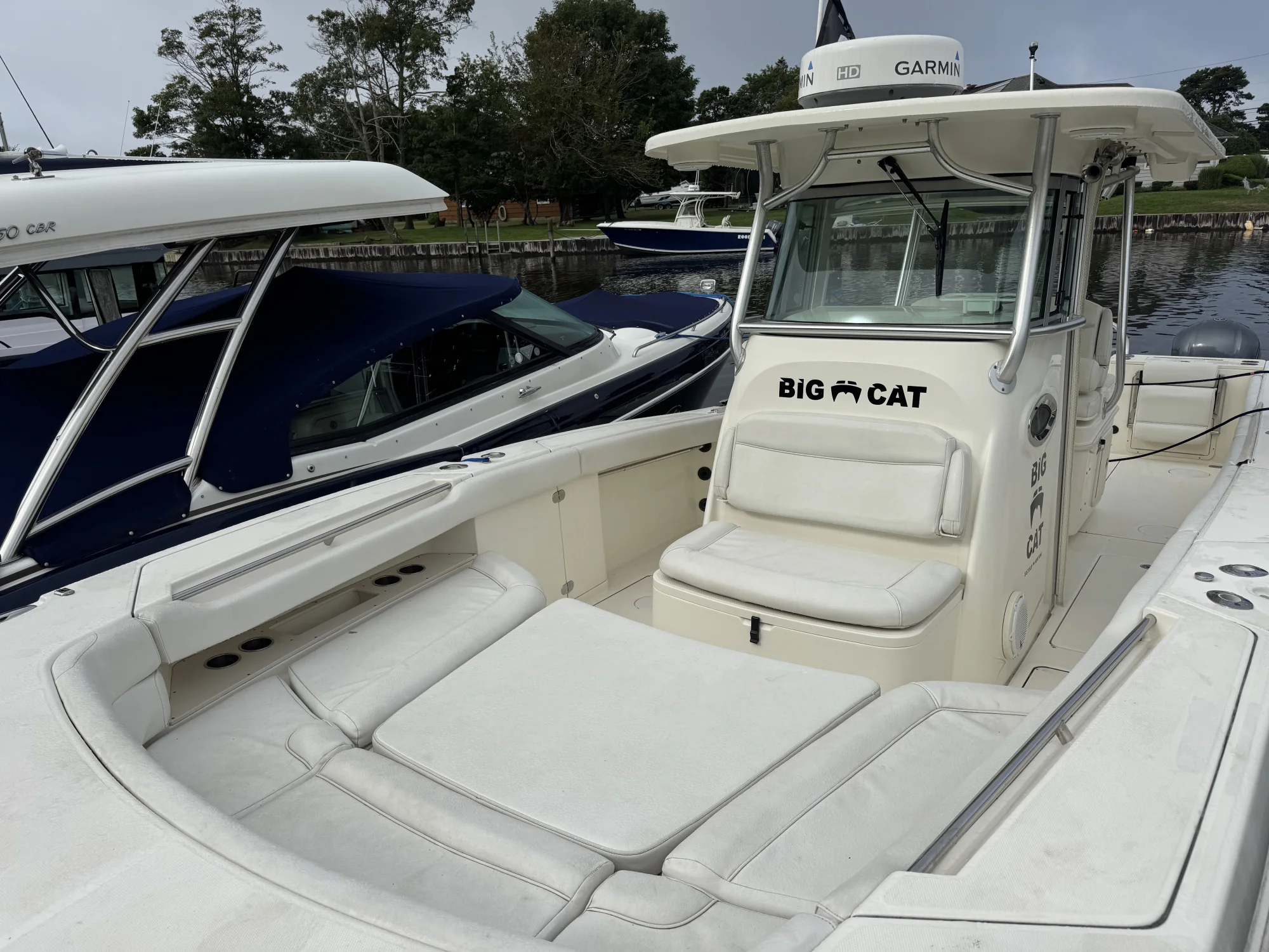 2012 World Cat 320CC - Image 5