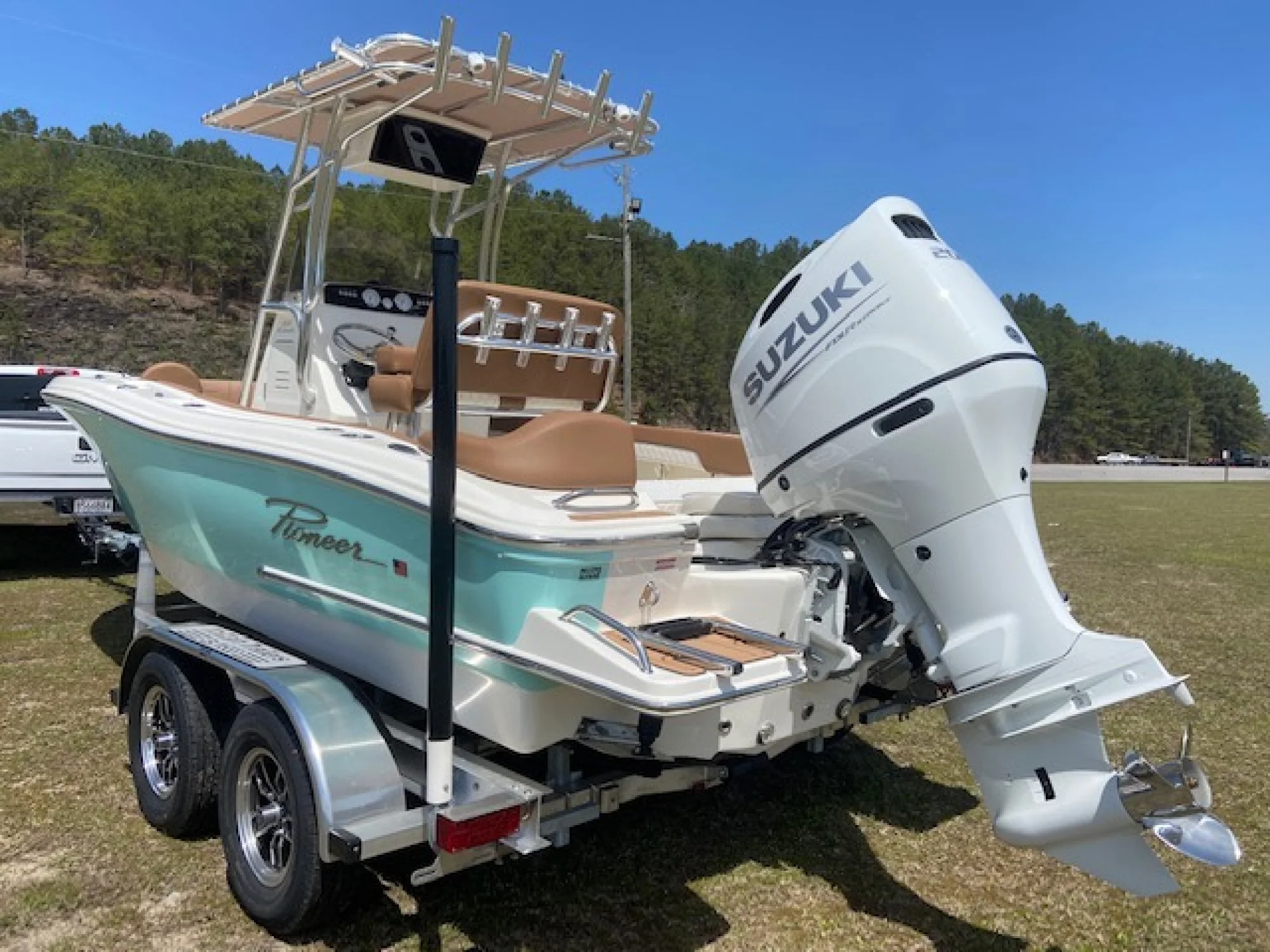 2025 Pioneer 202 - Image 4