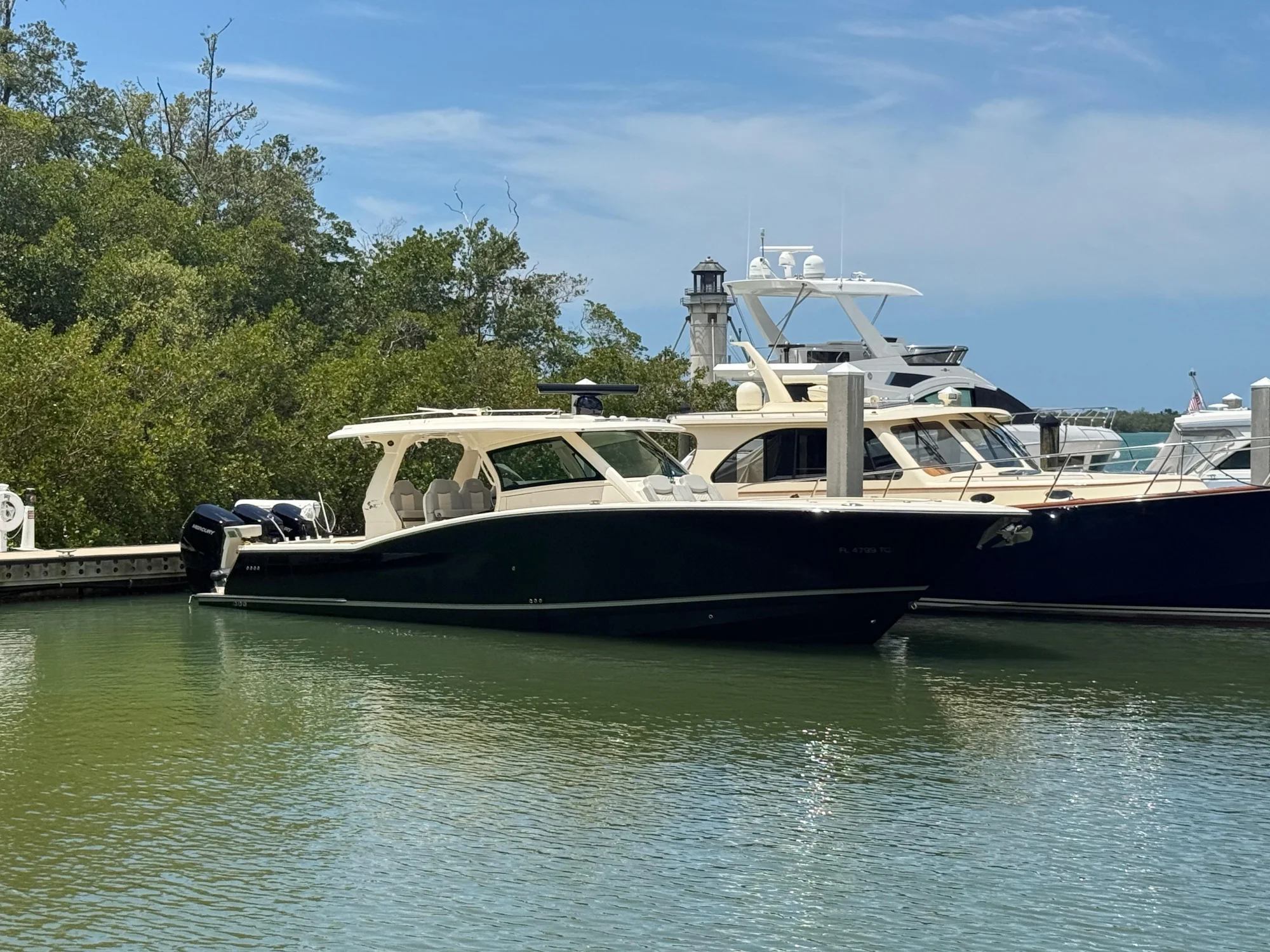 2022 Scout 425 LXF - Image 3