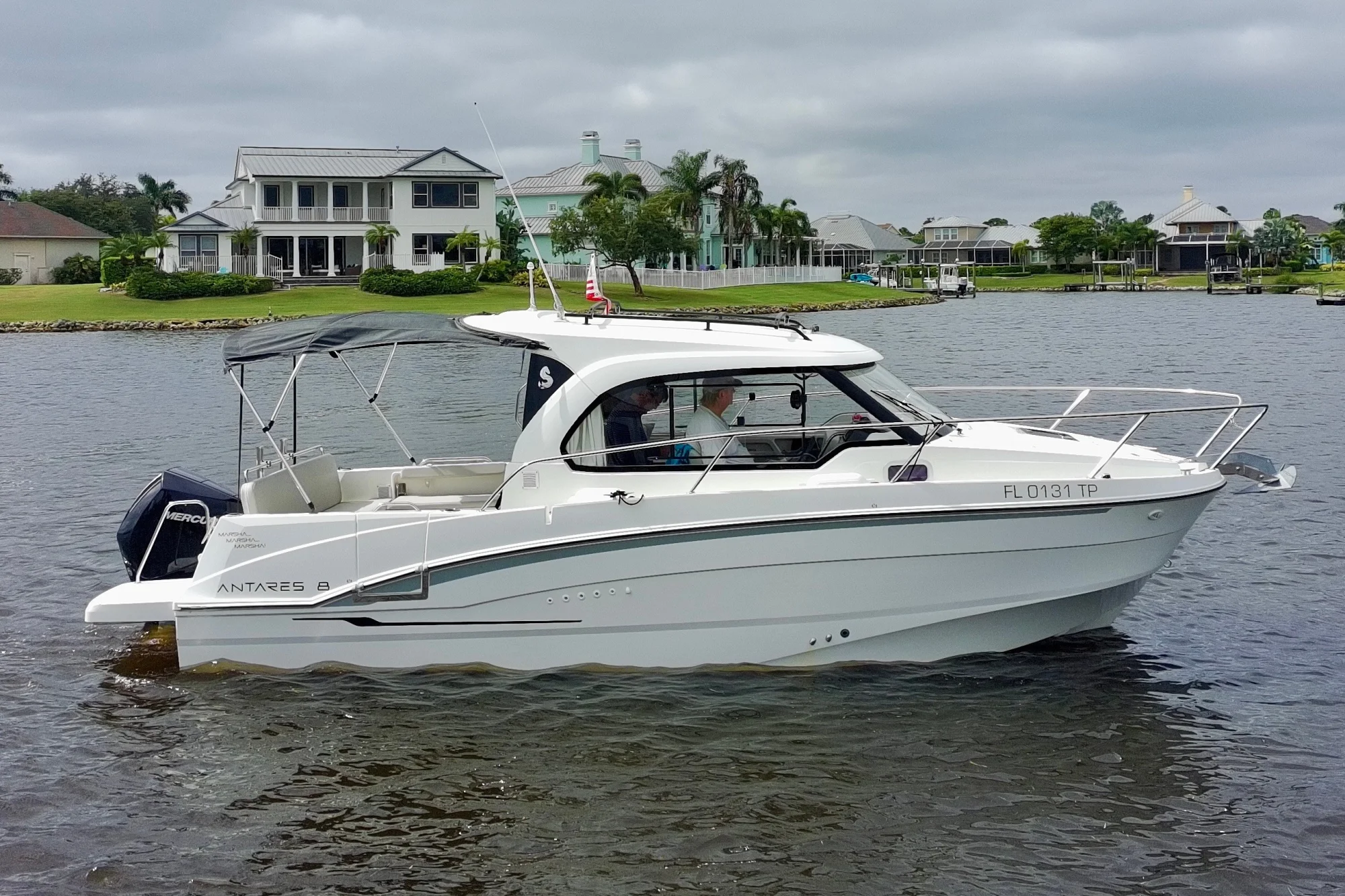 2023 Beneteau Antares 8