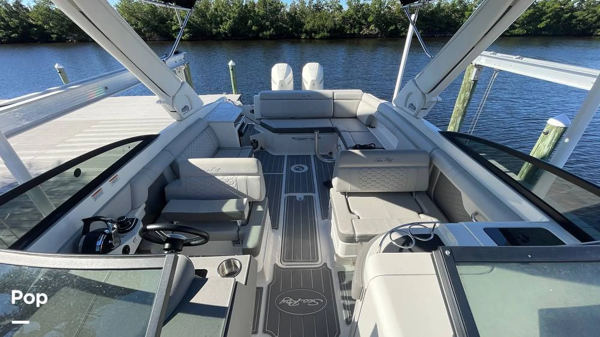 2022 Sea Ray SDX 290 OB - Image 2