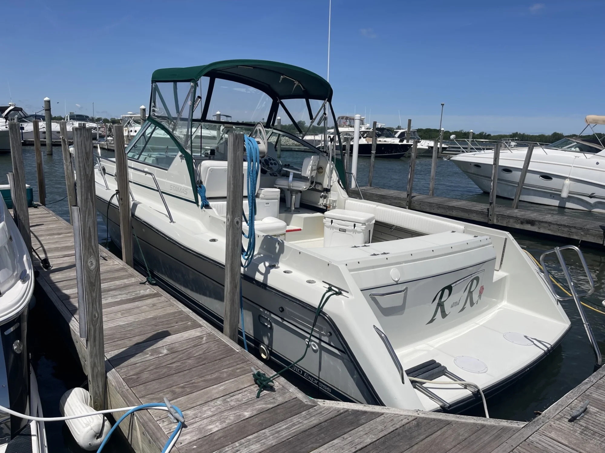 1997 Stamas 31 Express - Image 4