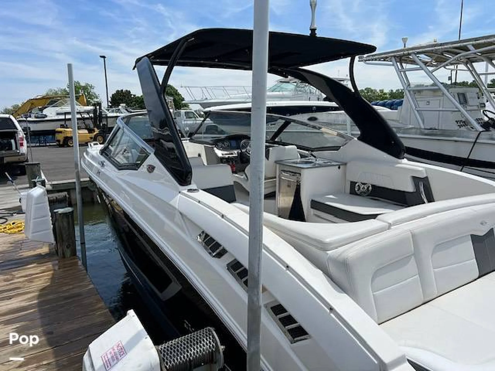 2014 Chaparral 307 SSX - Image 5