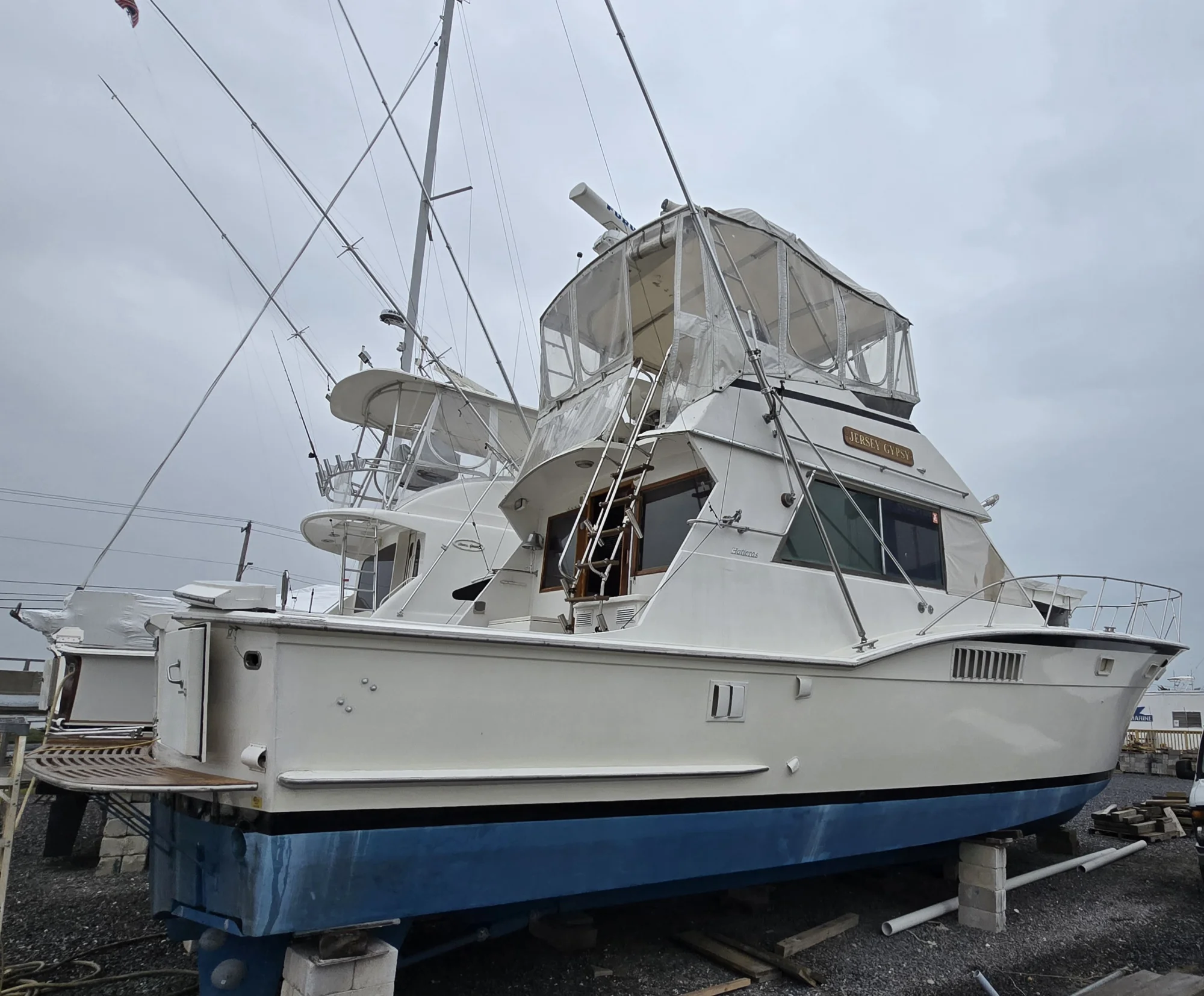 1975 Hatteras 46 Convertible | 46ft - Image 2